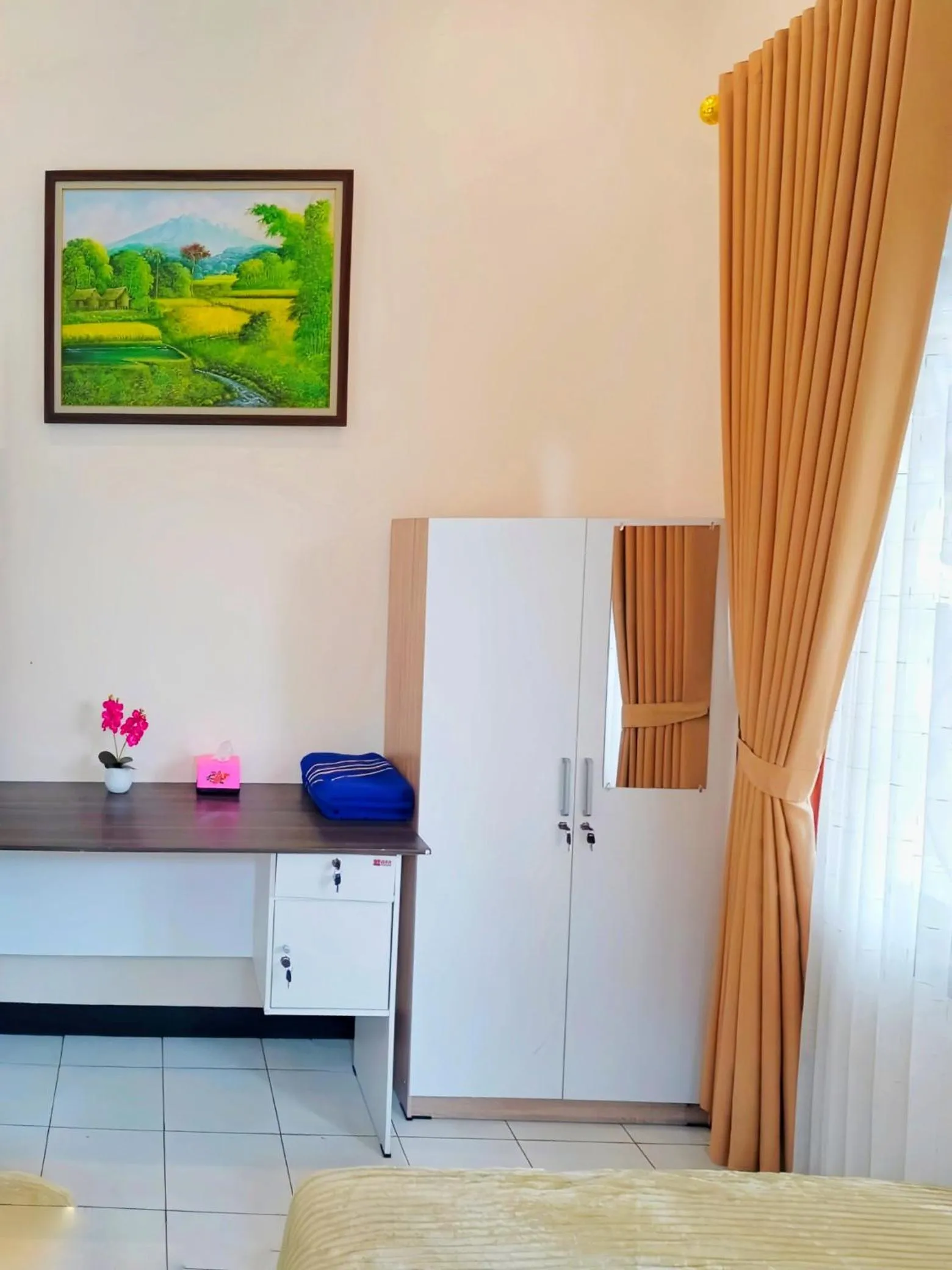 wardrobe in Penginapan Prambanan TRISAN