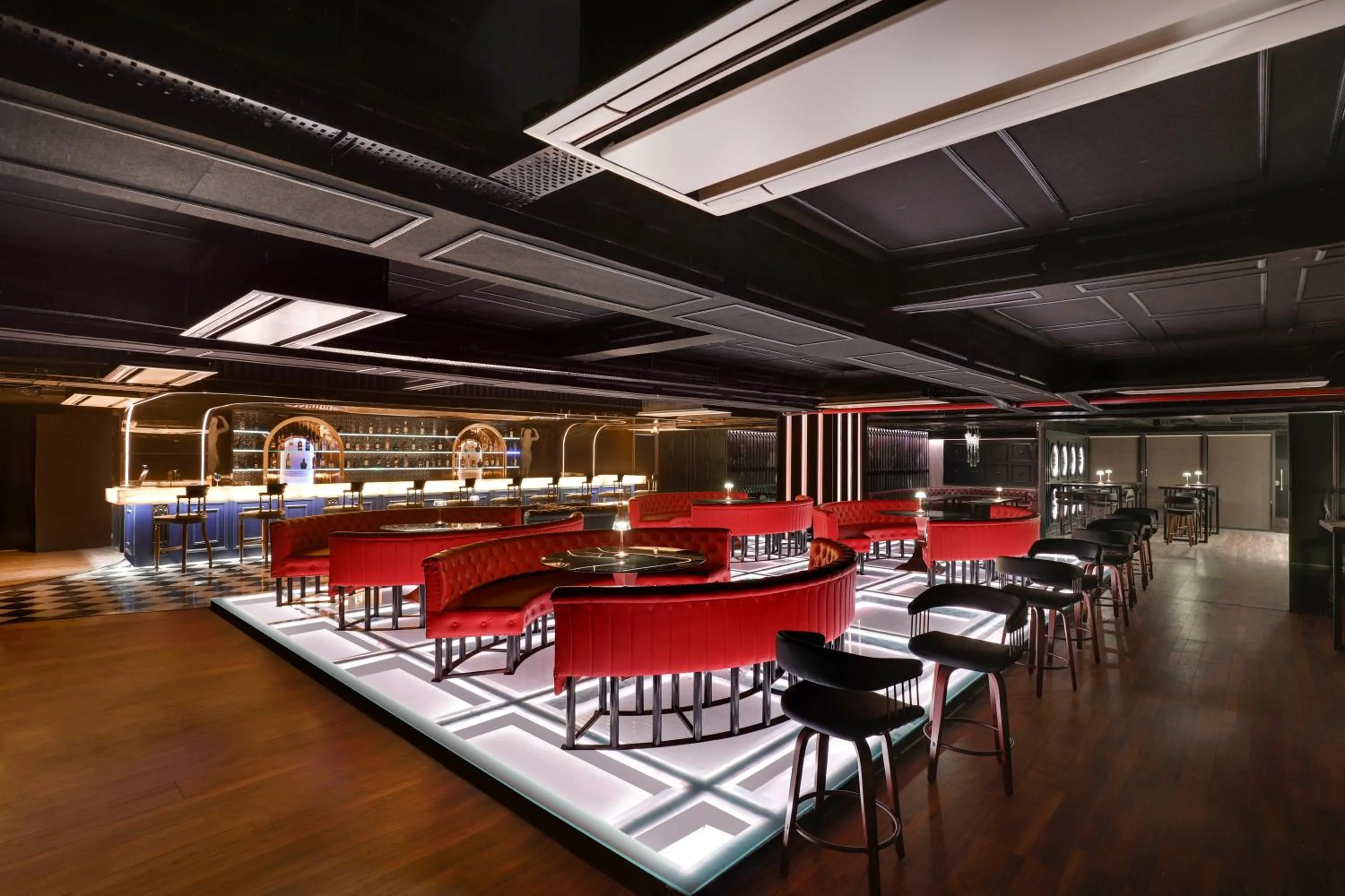 Restaurant/places to eat in Lemon Tree Hotel, Hisar