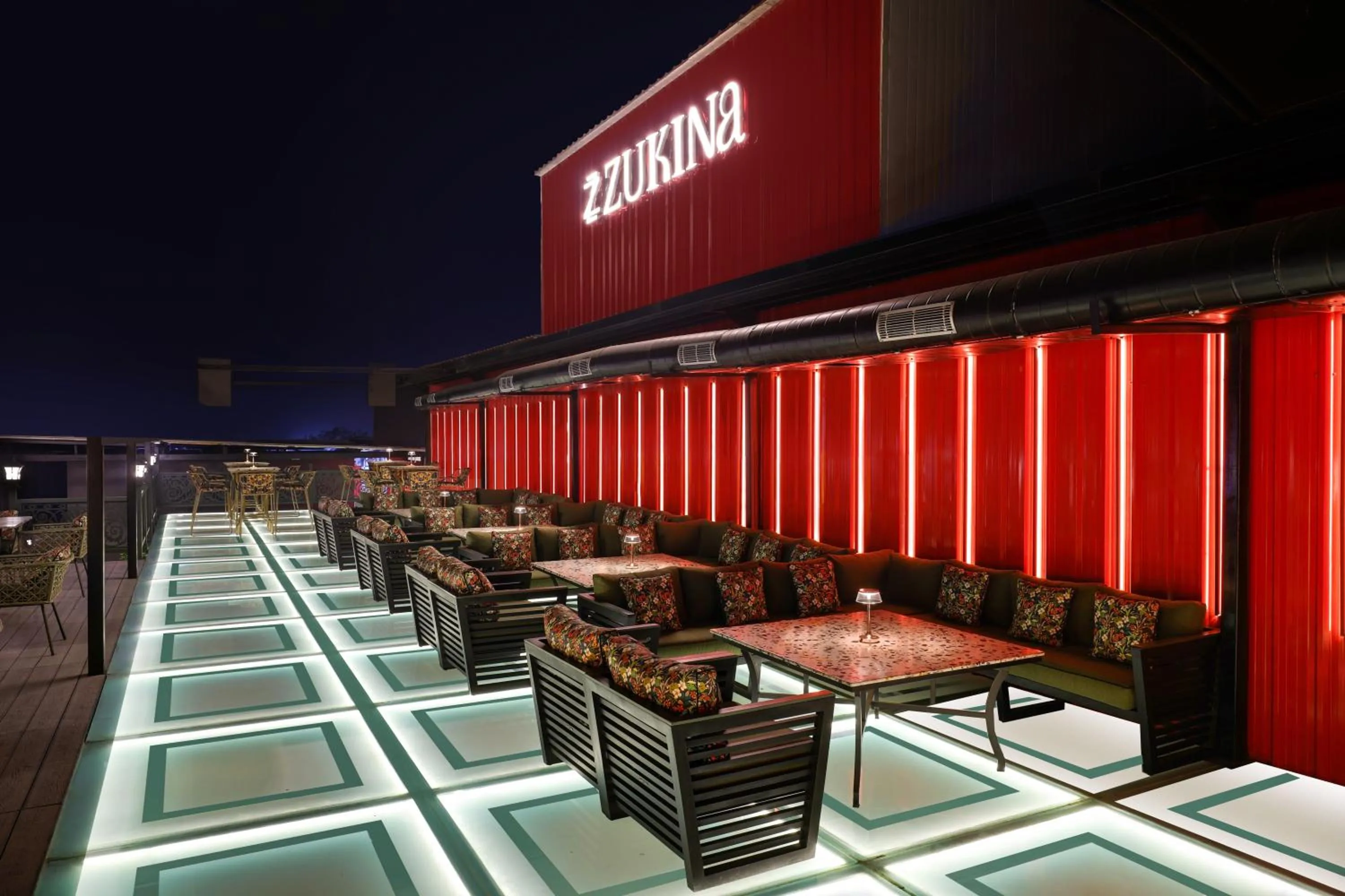 Seating area in Lemon Tree Hotel, Hisar