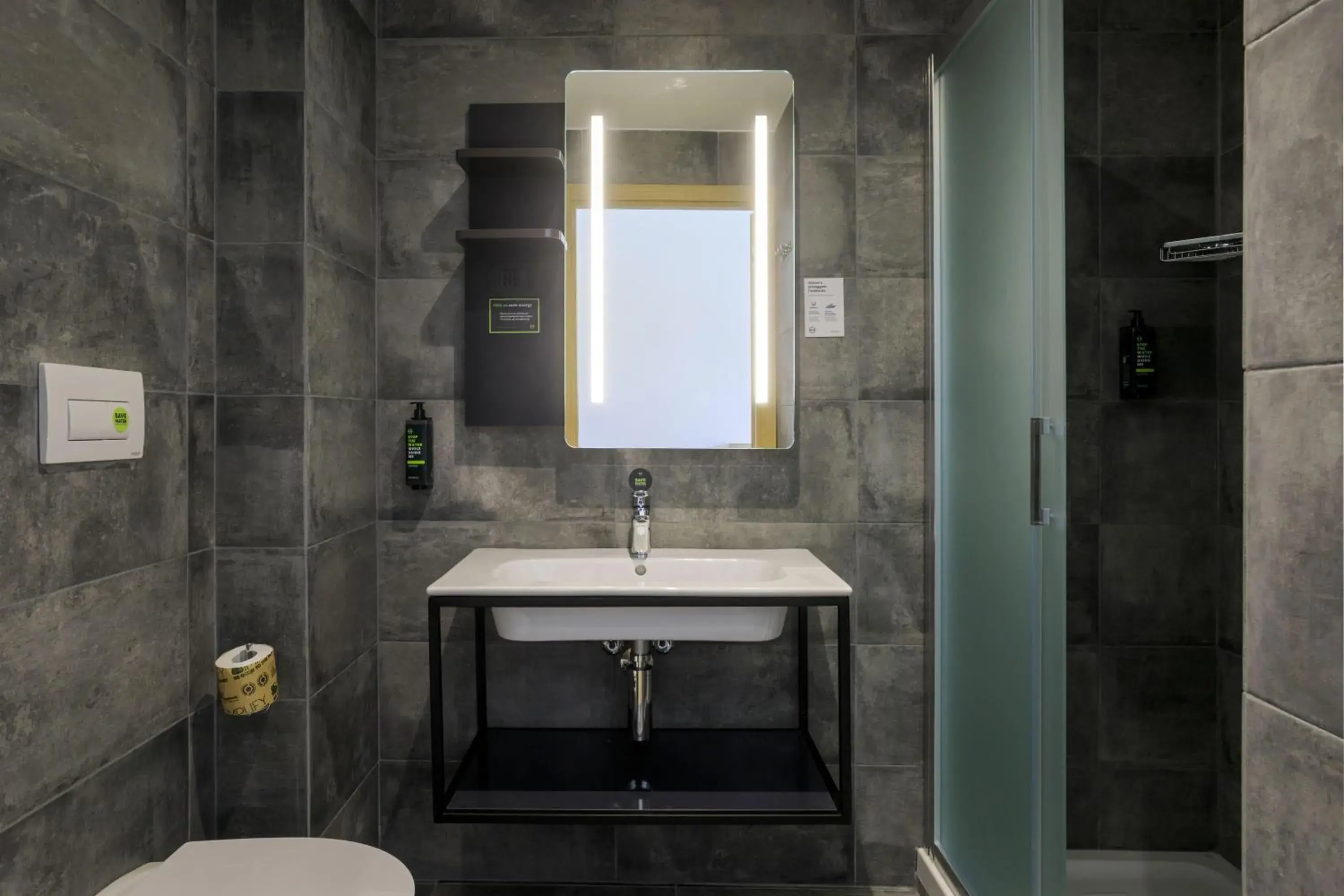 Twin Room in B&B HOTEL Catania City Center Twin Room in B&B HOTEL Catania City Center