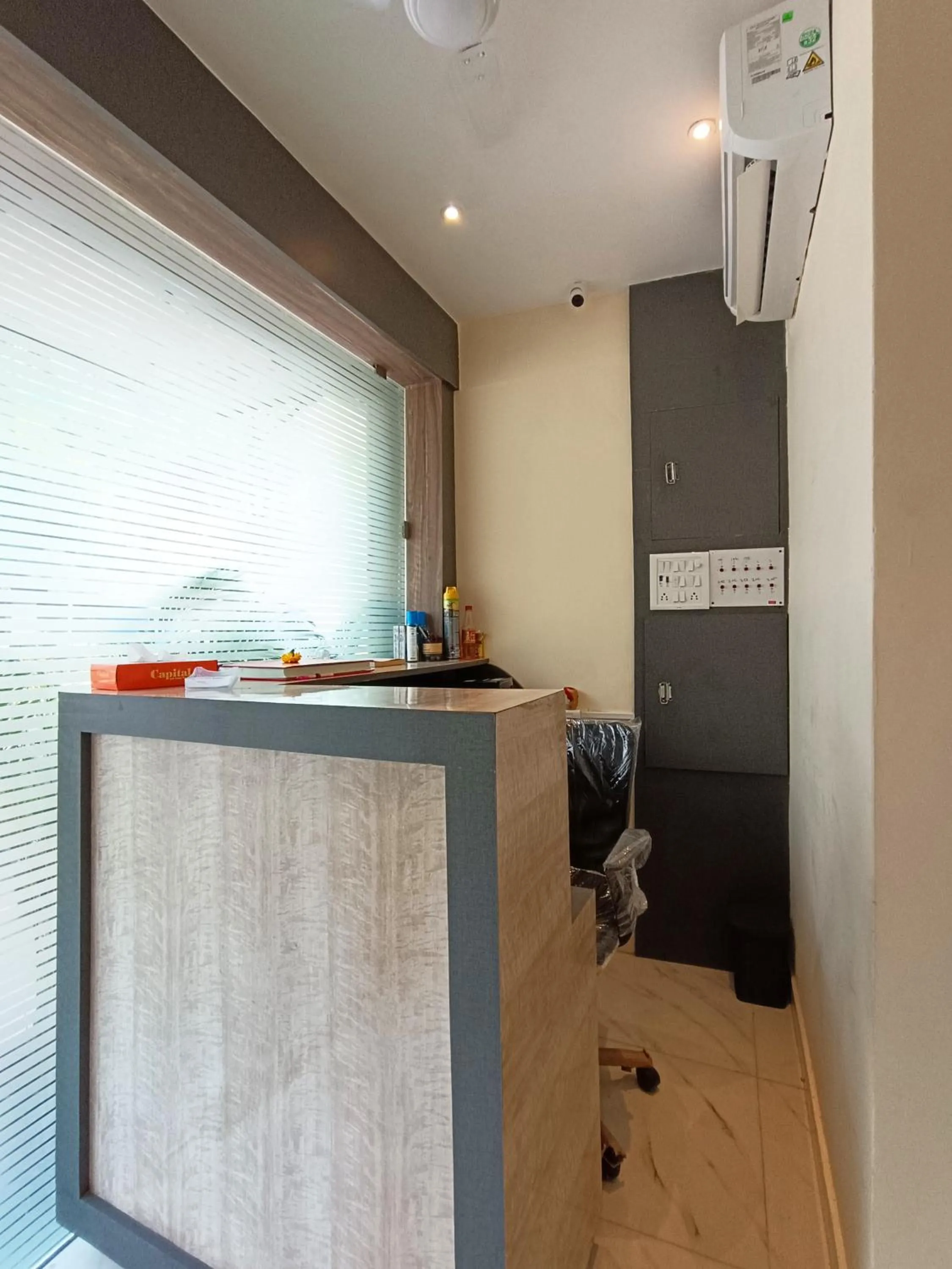 Lobby or reception in Hotel Powai Residency