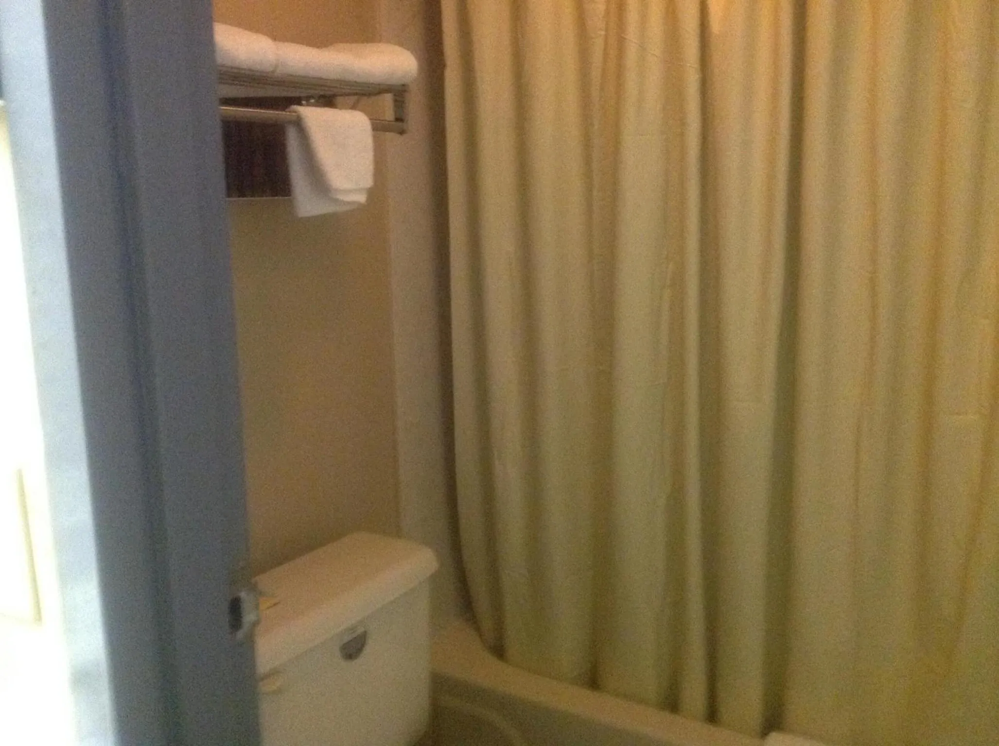 Bathroom in HighWay Inn