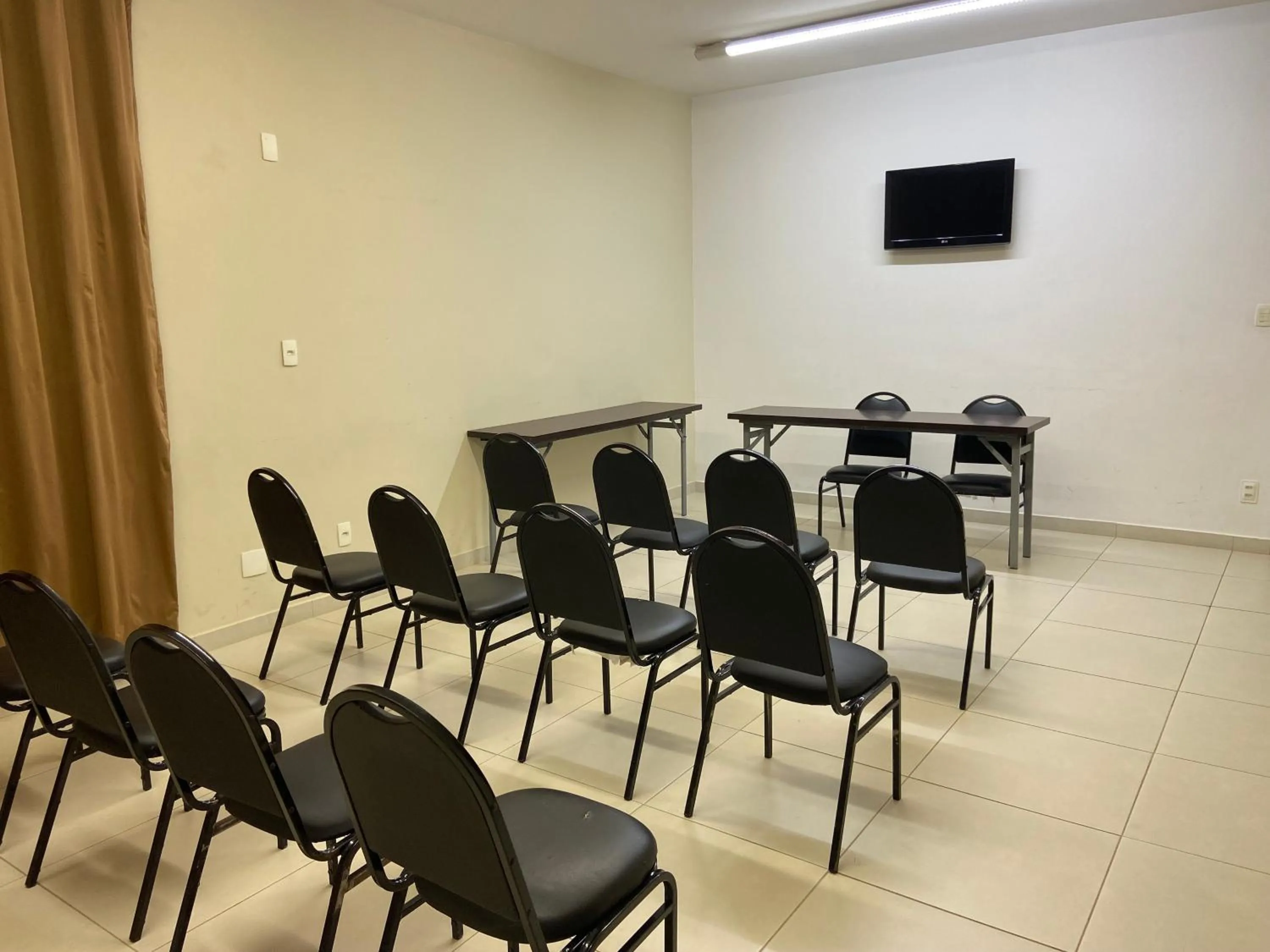 Meeting/conference room in Perola Verde Hotel
