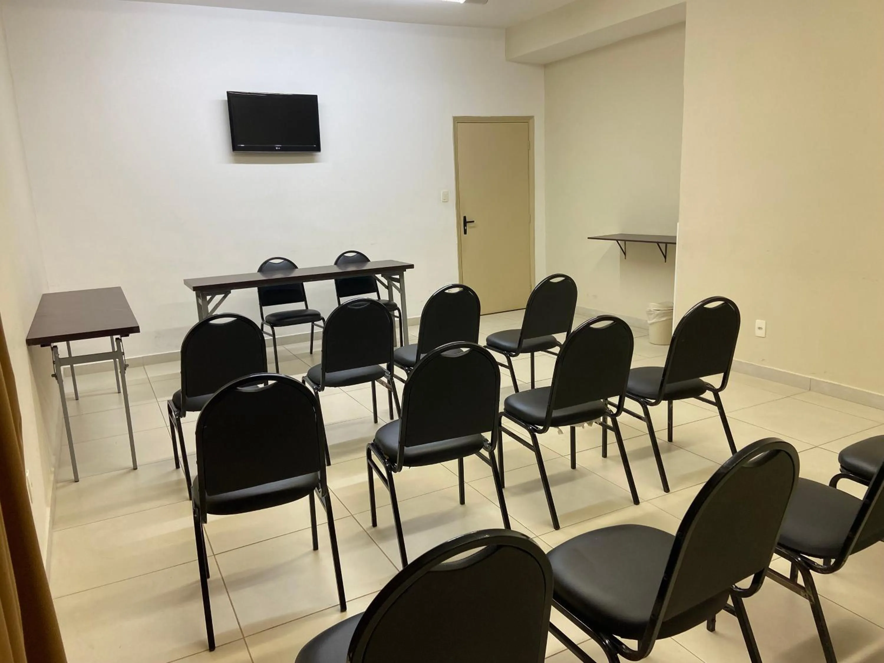 Meeting/conference room in Perola Verde Hotel