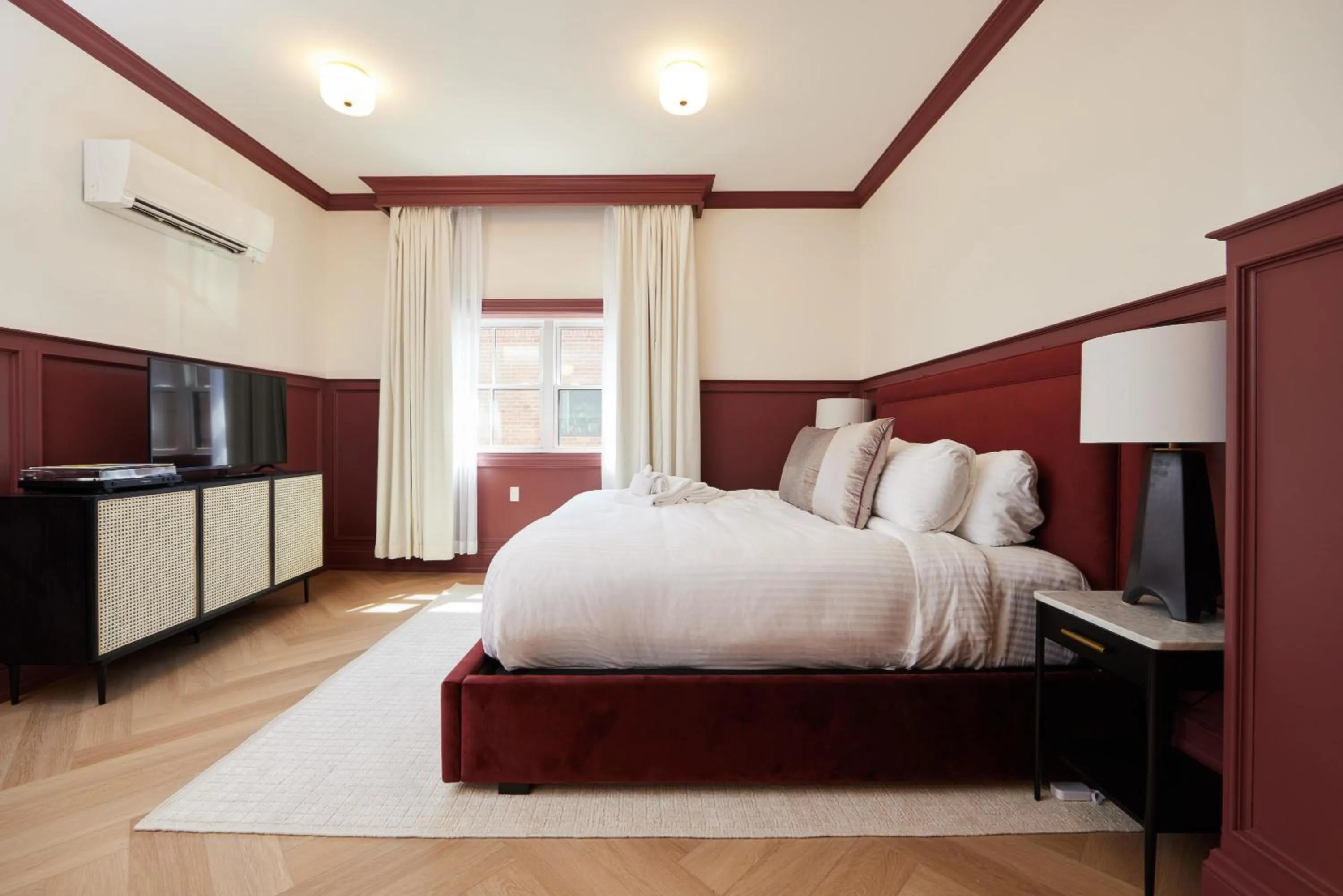 Bed in The Dorchester Hotel