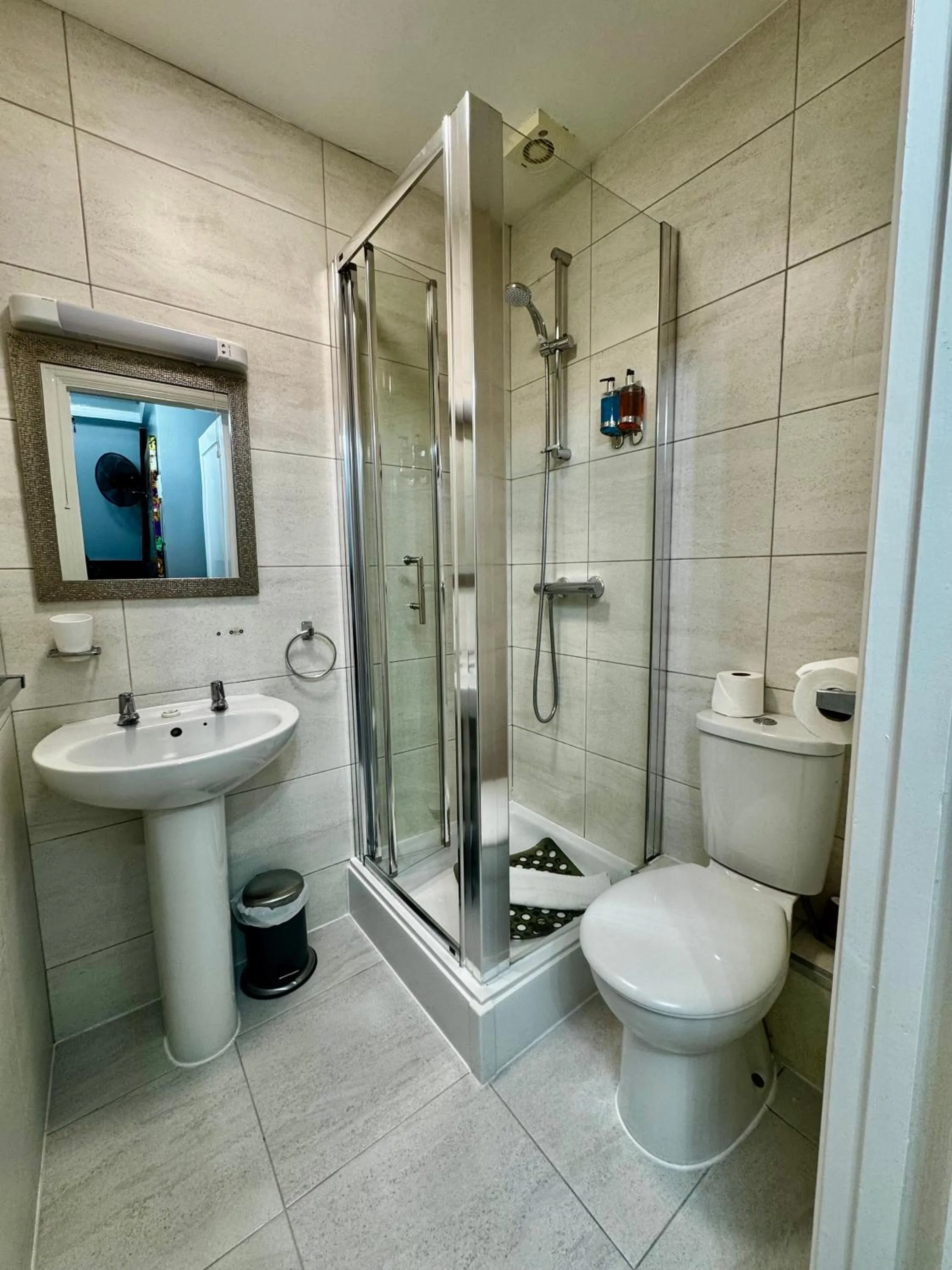 Bathroom in Verve Hotel