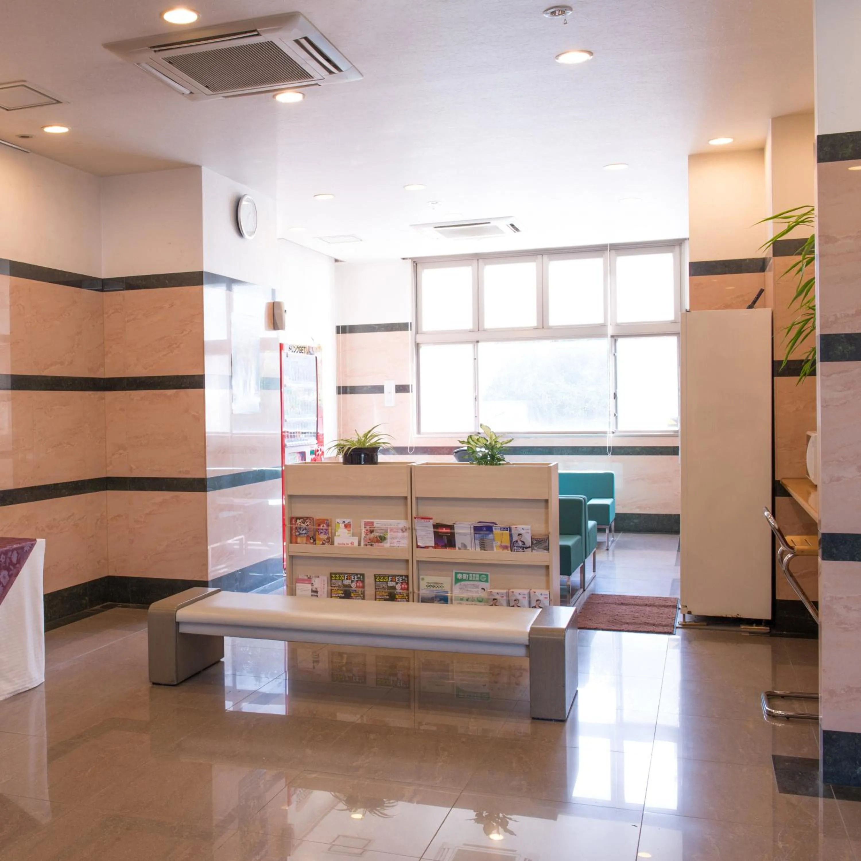 Lobby or reception in Ariston Inn Kanda Kitakyusyu Airport