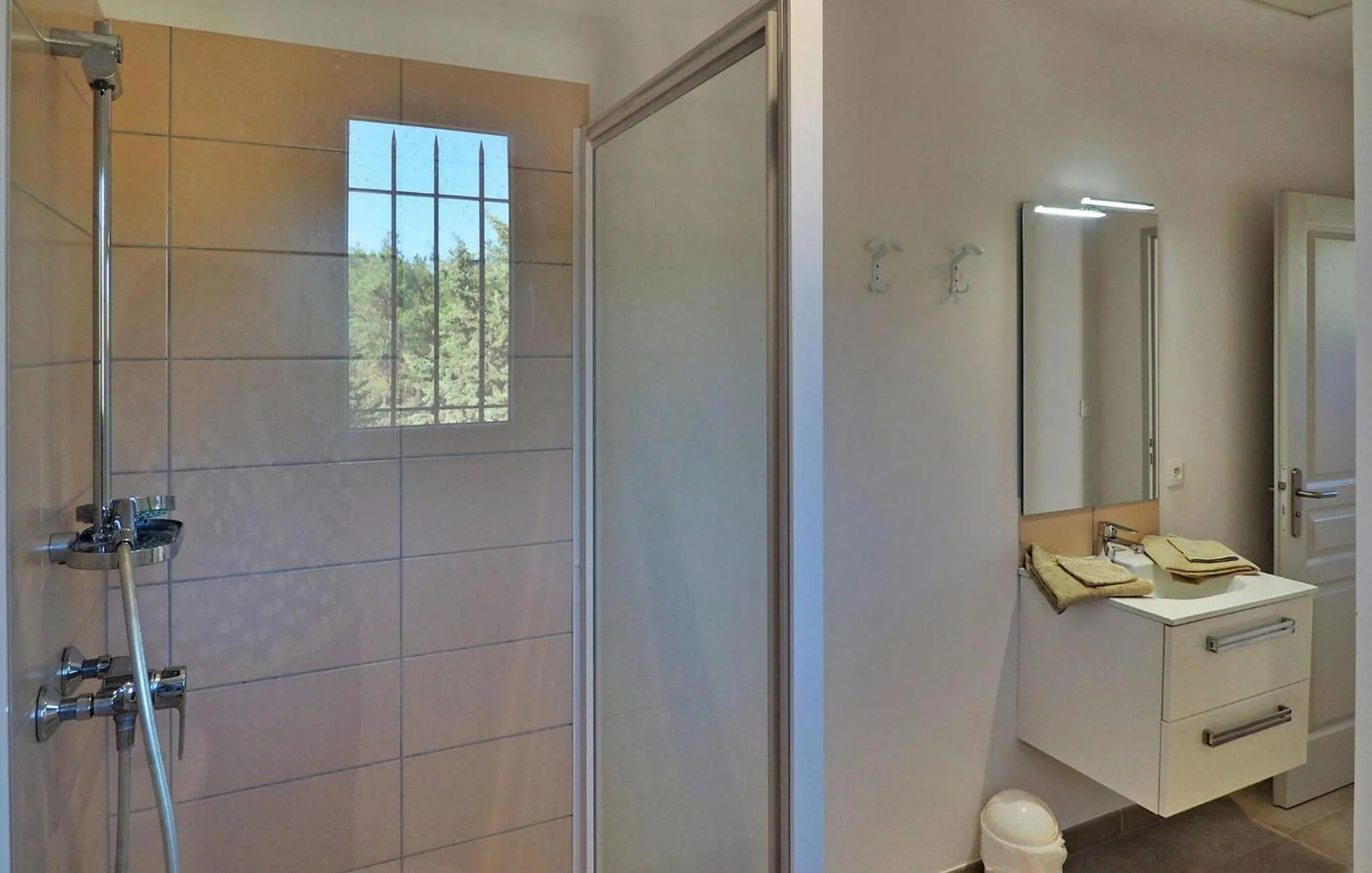 Bathroom in Li Vue Vent