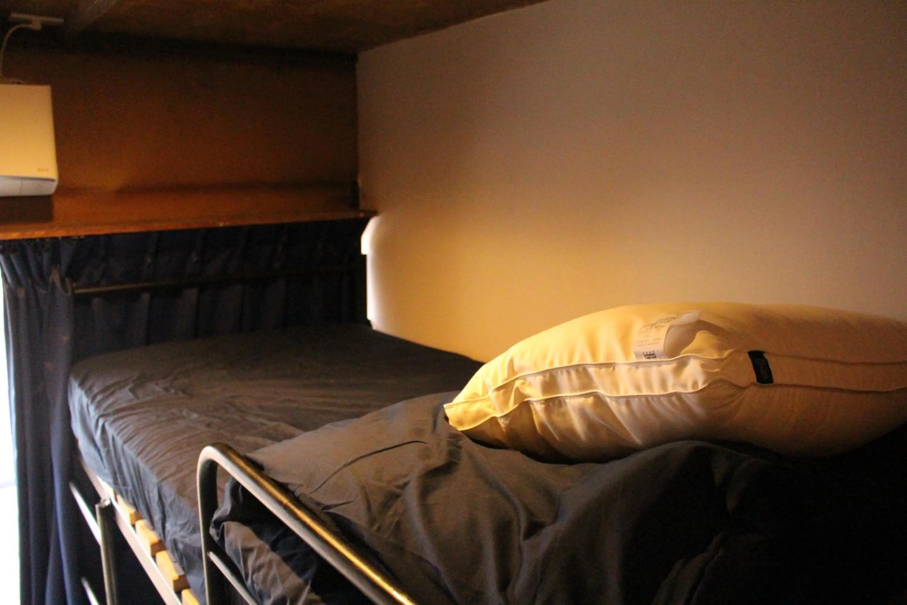 bunk bed, Bed in Kamp Houkan-cho Backpacker's Inn & Lounge