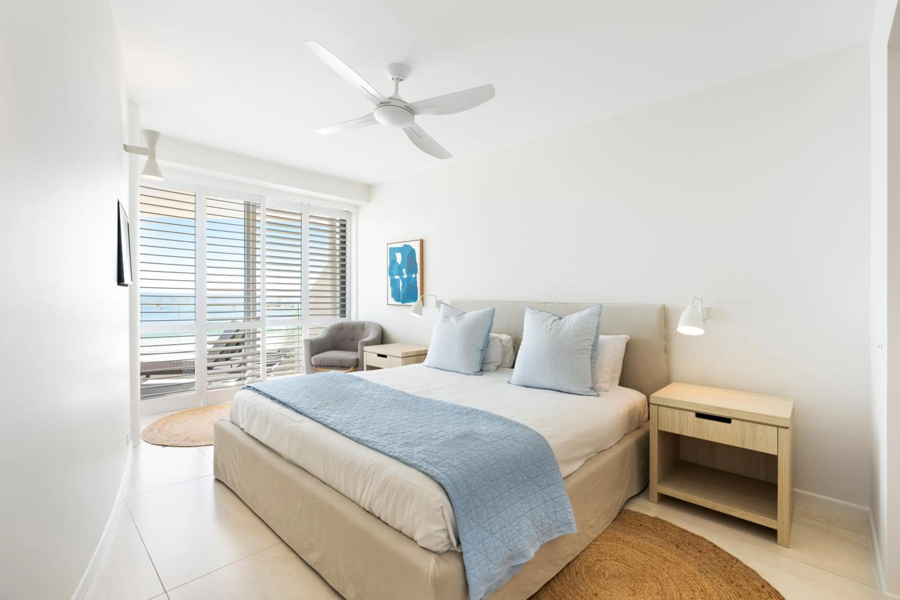 Bedroom, Bed in La Mer Apartments