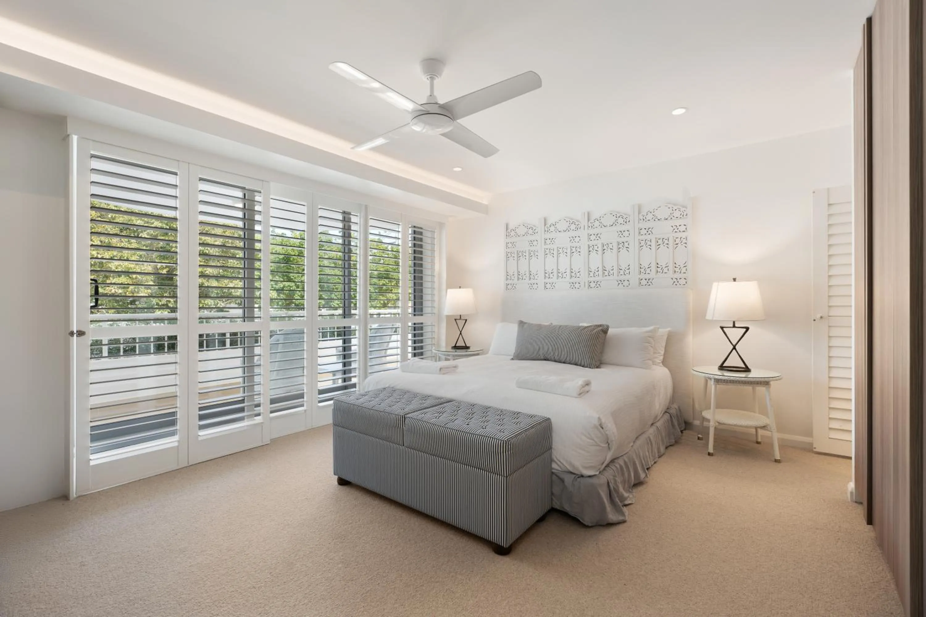 Bed in La Mer Apartments