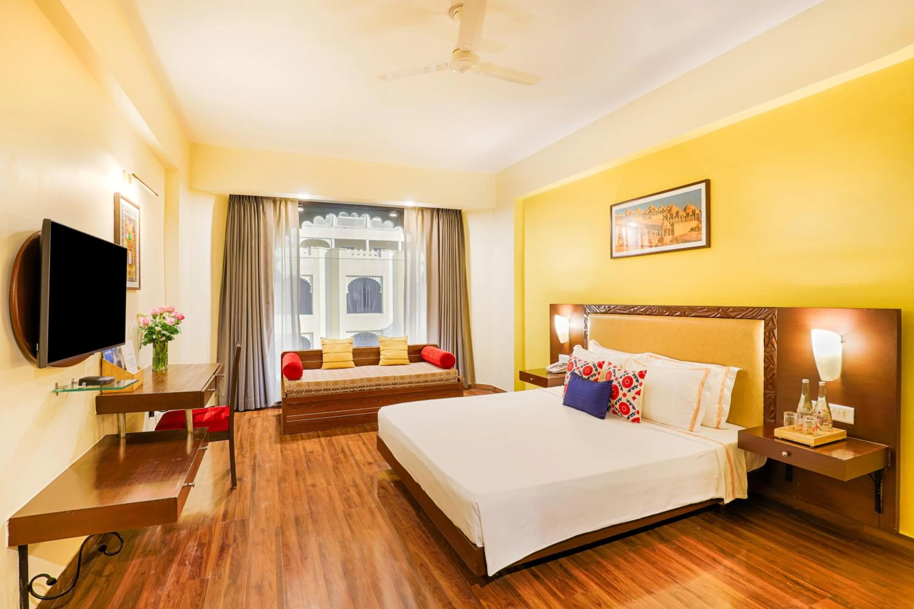 Bedroom, Bed in Club Mahindra Udaipur