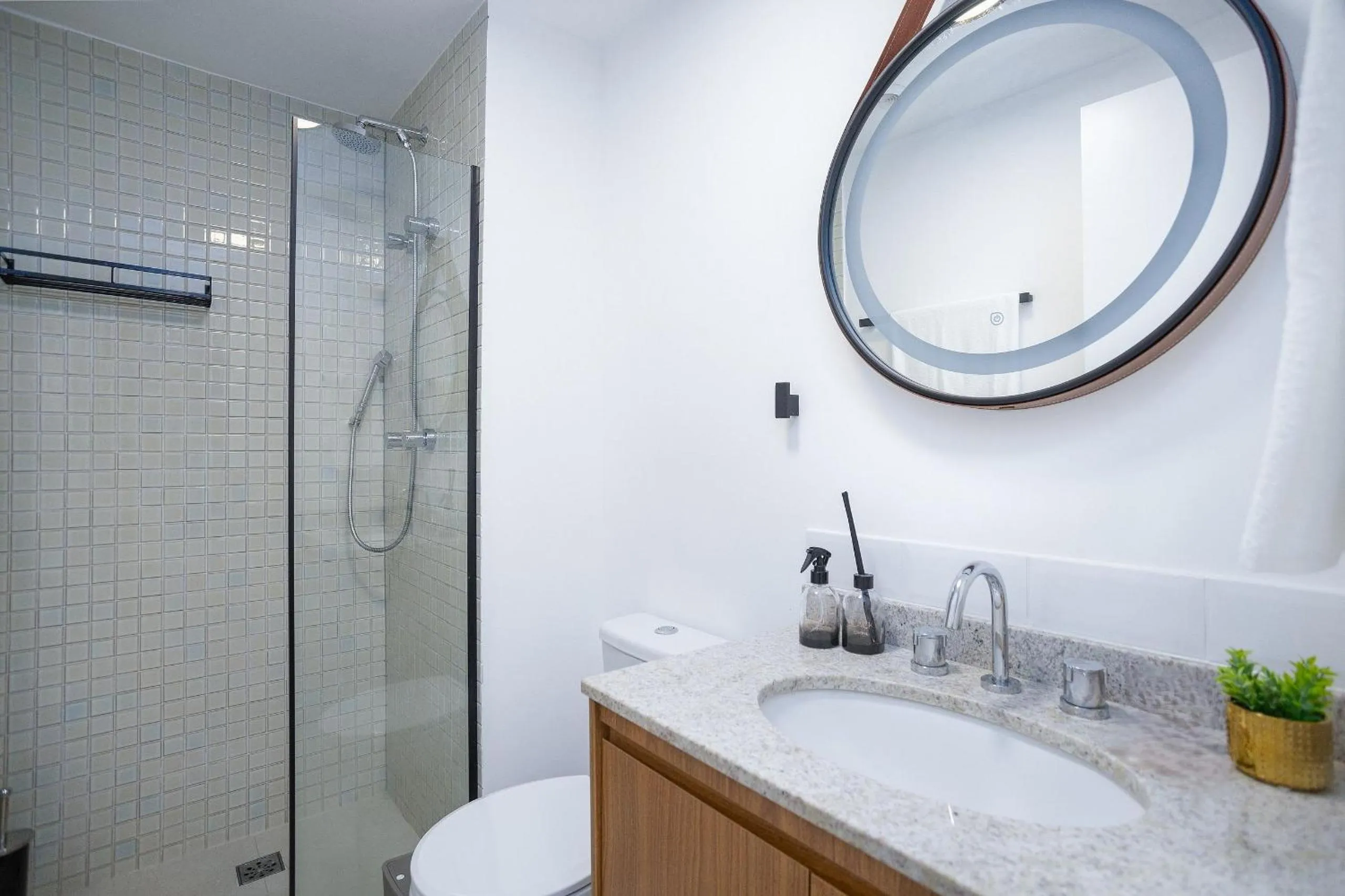 Toilet in Calixt Pinheiros