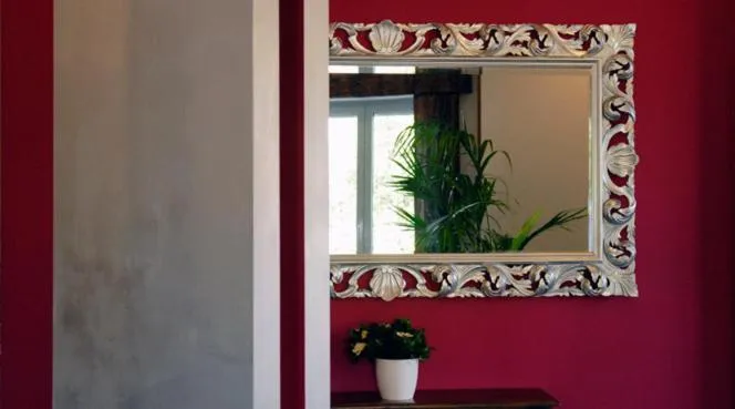 Decorative detail in Hotel Benacus