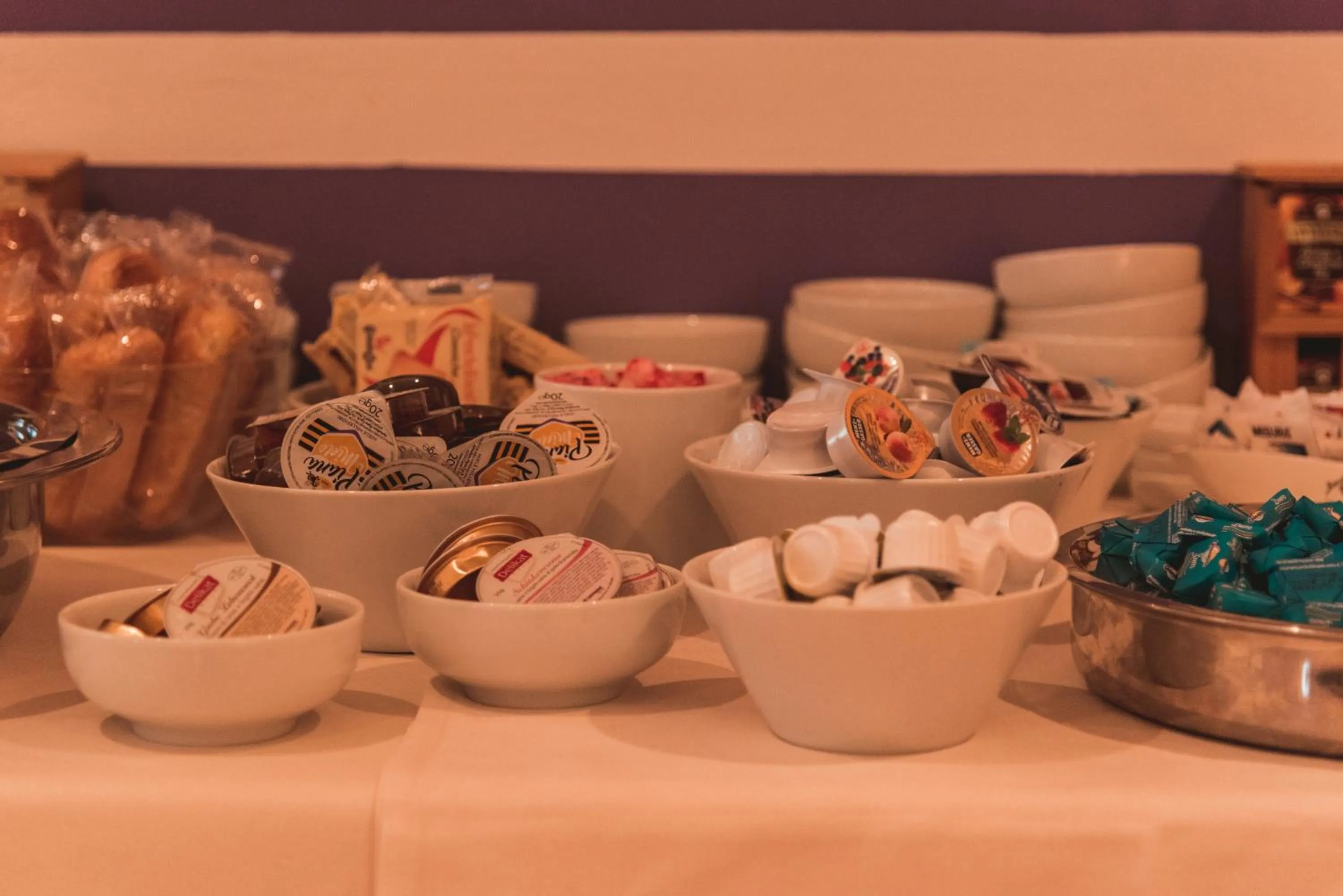 Breakfast in Hotel Benacus