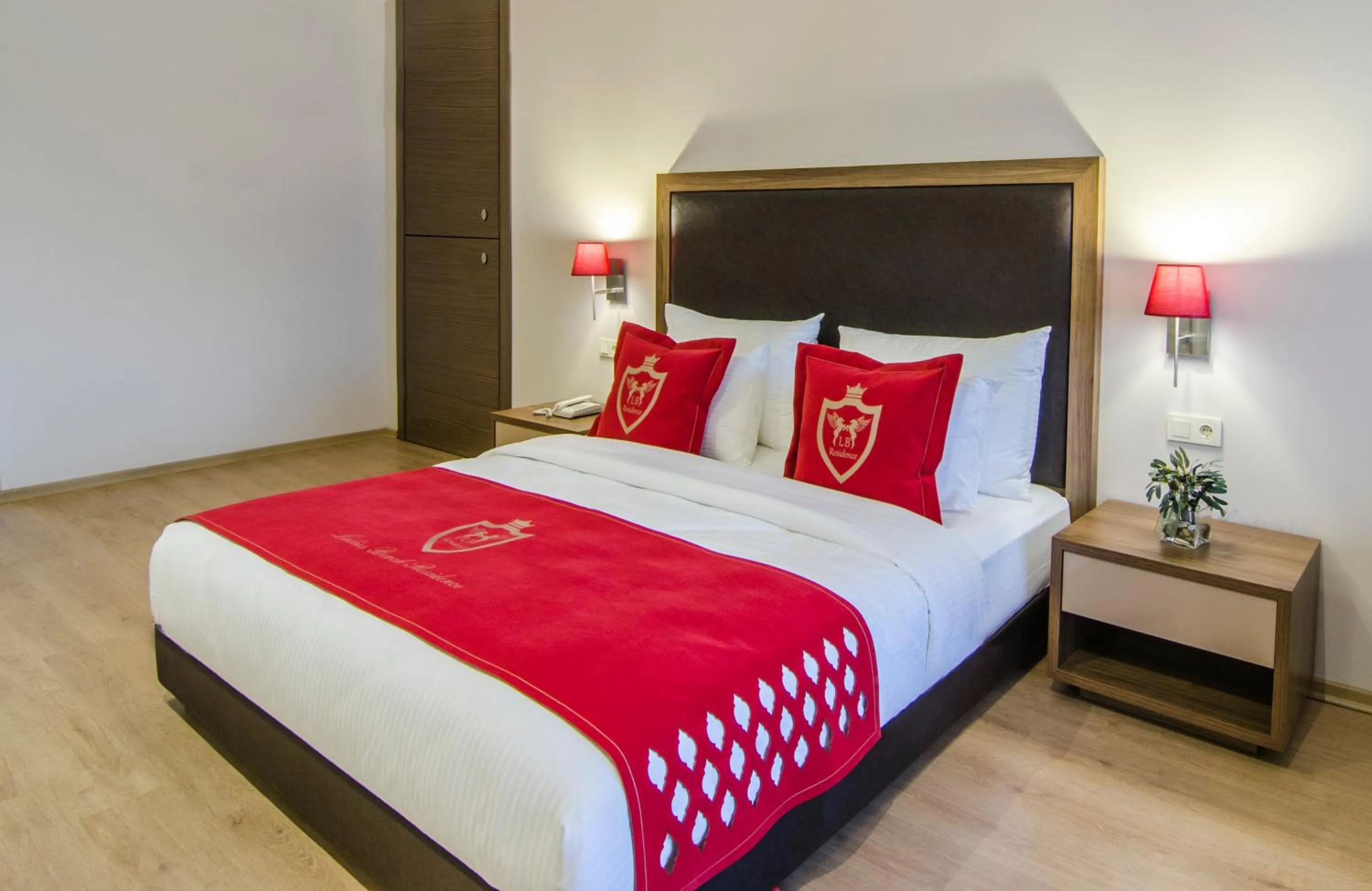 Decorative detail, Bed in Ladies Beach Suite Hotel