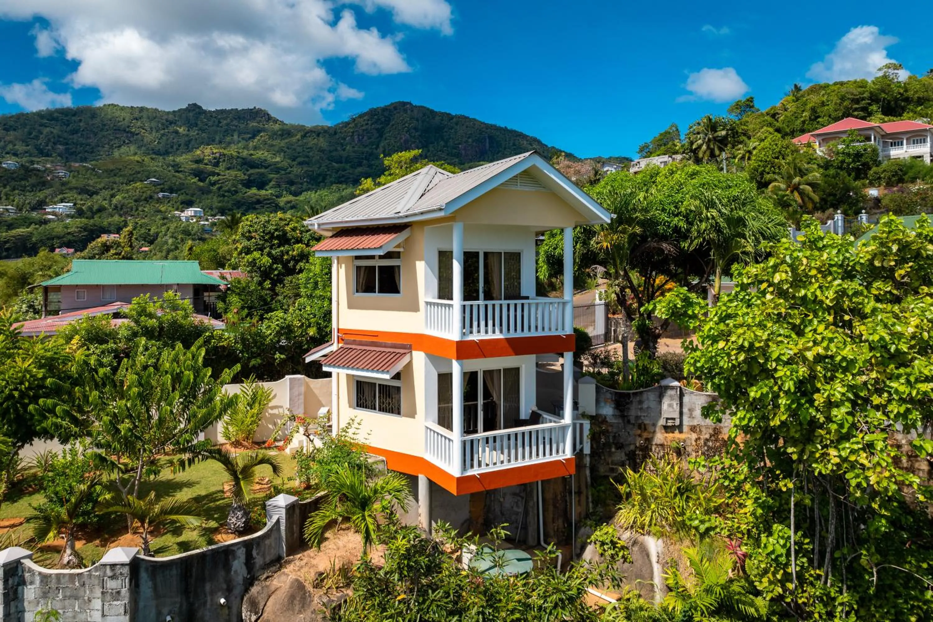 Au Cap Self Catering
