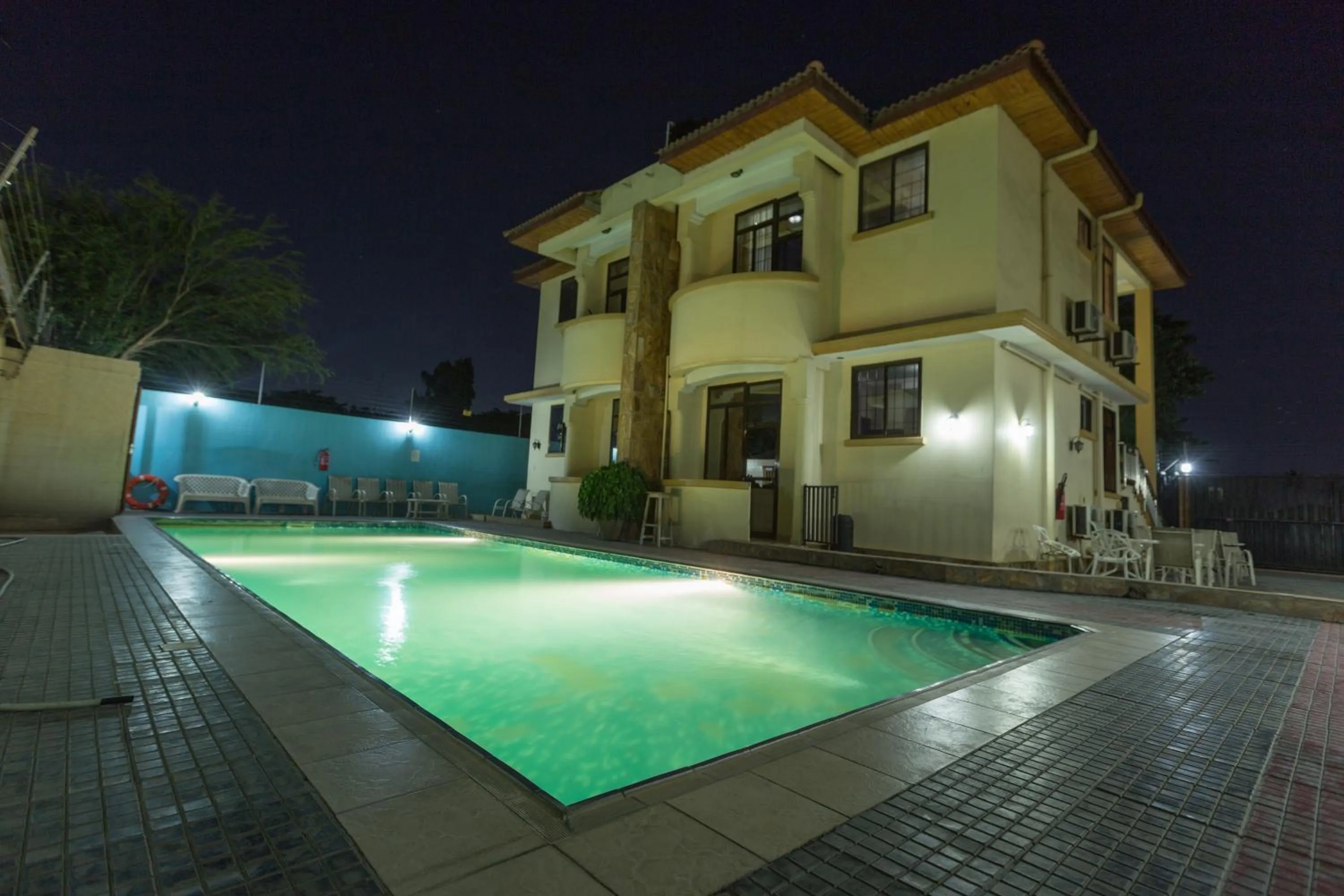 Swimming pool in Hotel de Mag (Plaza)