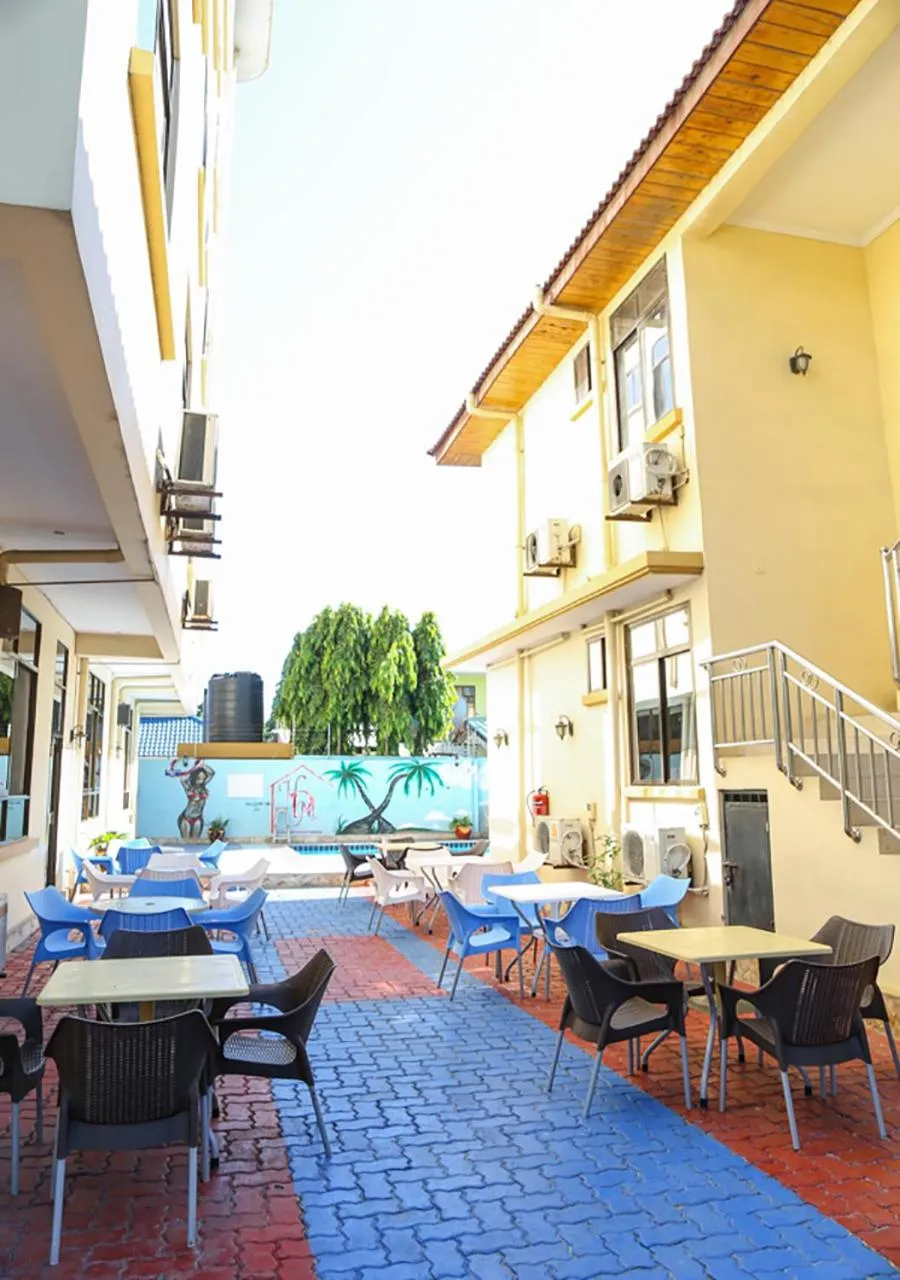 Food and drinks in Hotel de Mag (Plaza)