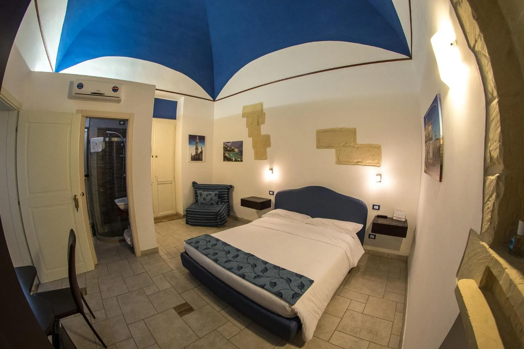 Photo of the whole room, Bed in 19Venti