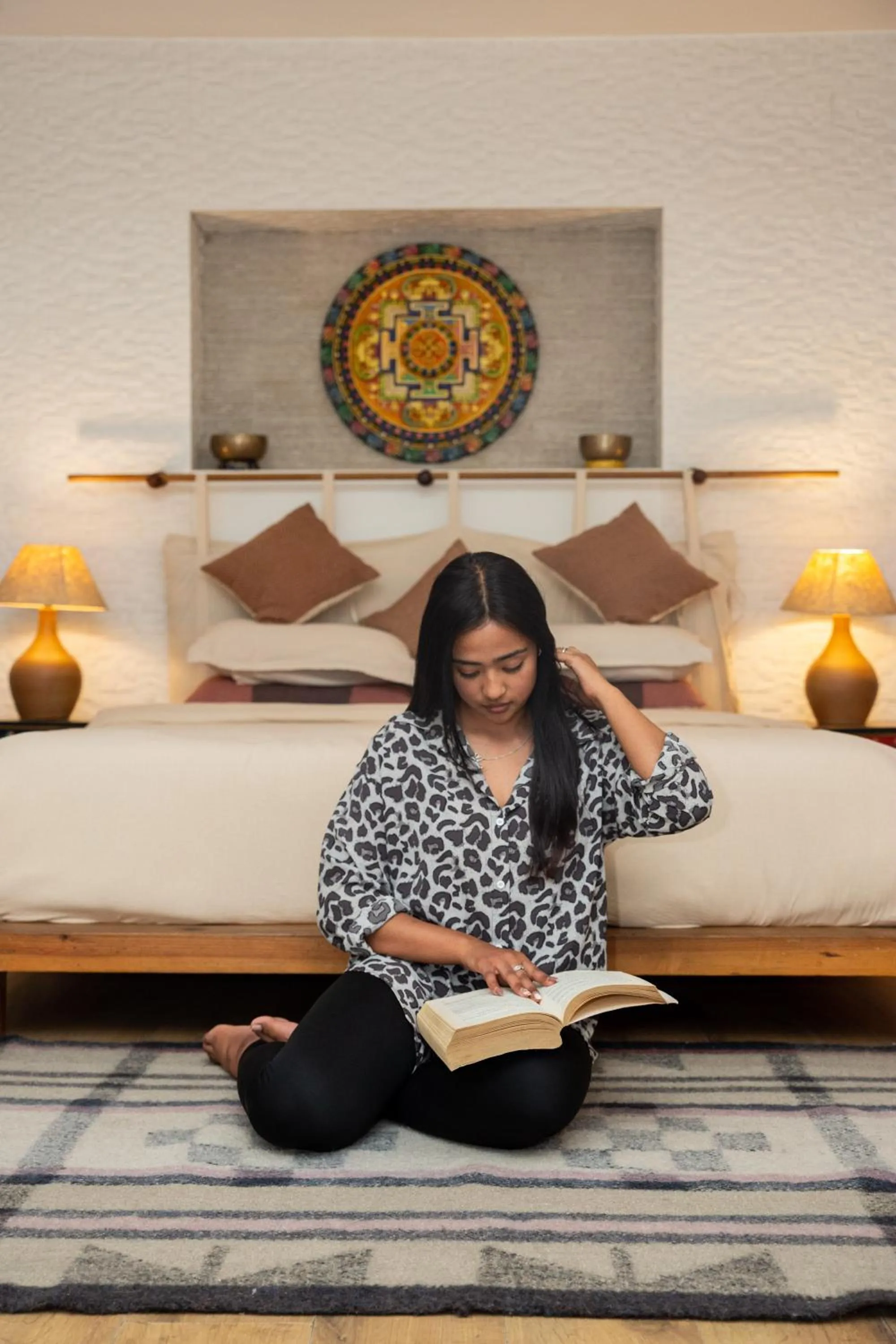 Living room in Samsara Apartments by Baber Mahal Revisited