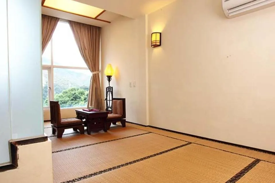 Seating area in Hotspring World Wulai