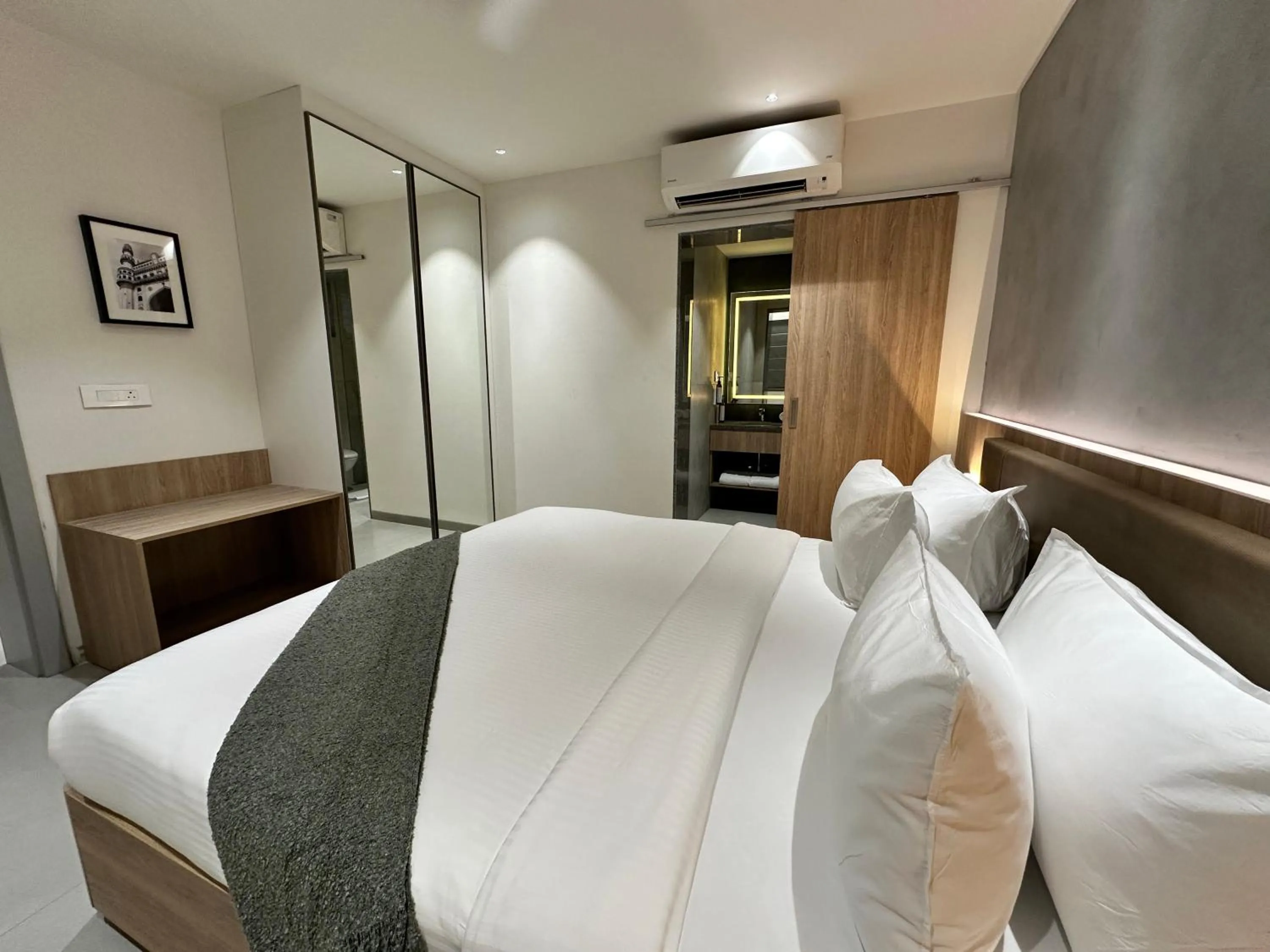 Bed in 32 Urban by Akoya Hotels