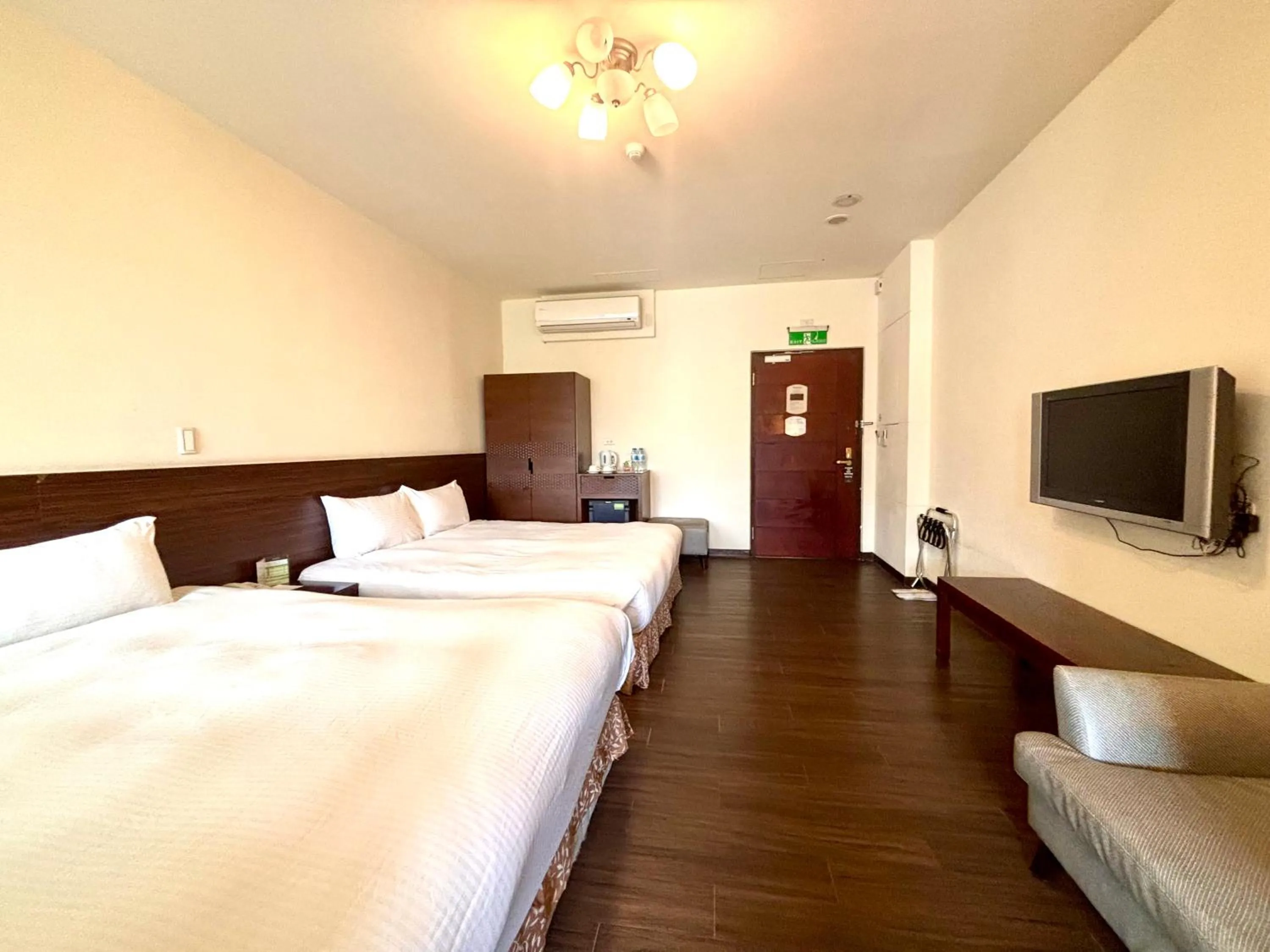 Quadruple Room - No Pets Allowed in LIDO FORESTRY SPA RESORT