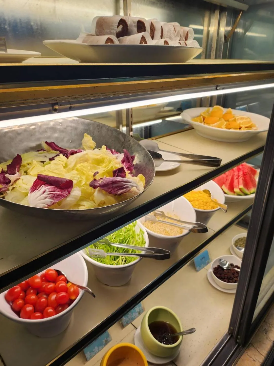 Breakfast in LIDO FORESTRY SPA RESORT