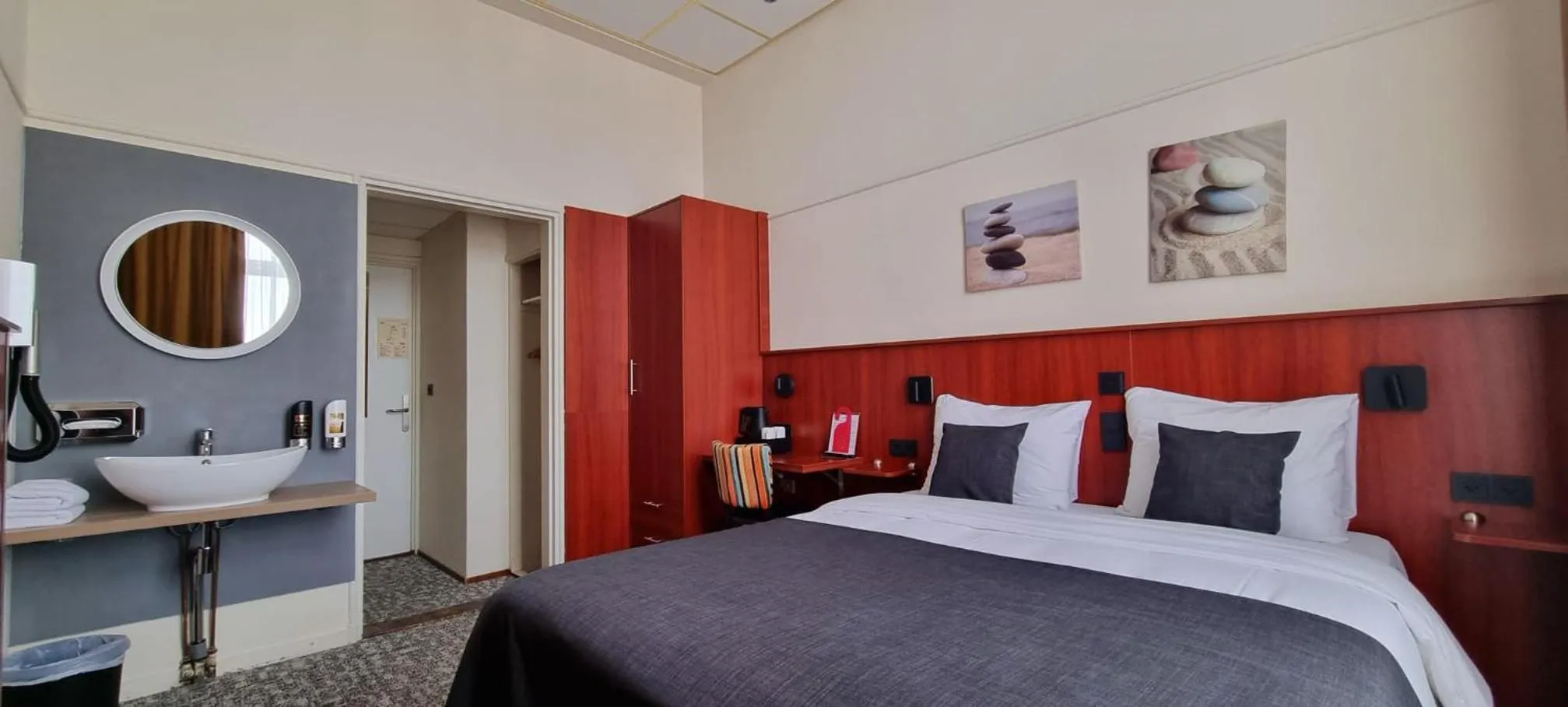 Bed in Hotel en privé-wellness De Nieuwe Doelen