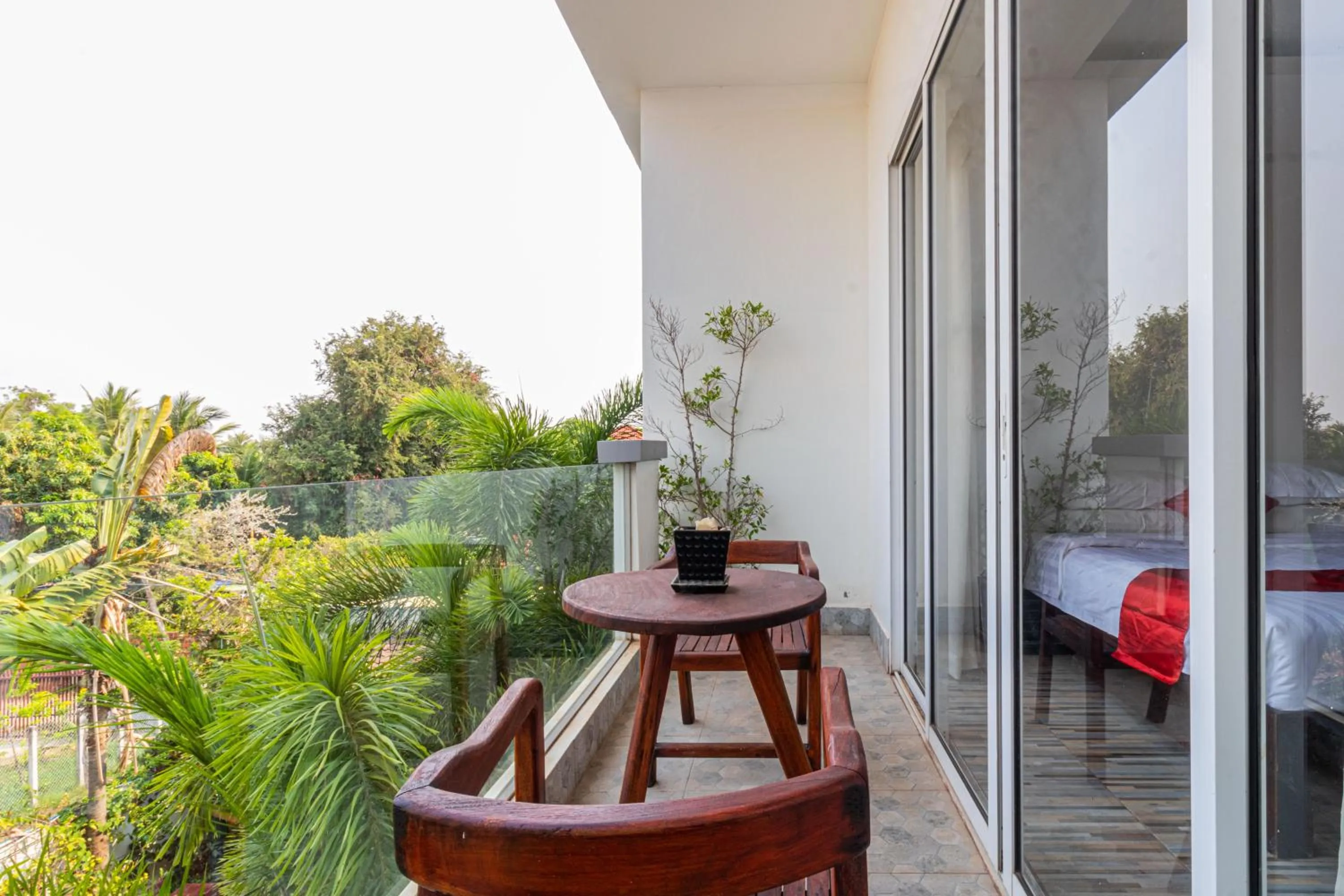 Balcony/Terrace, Bed in Angkor Sweet Night Hotel