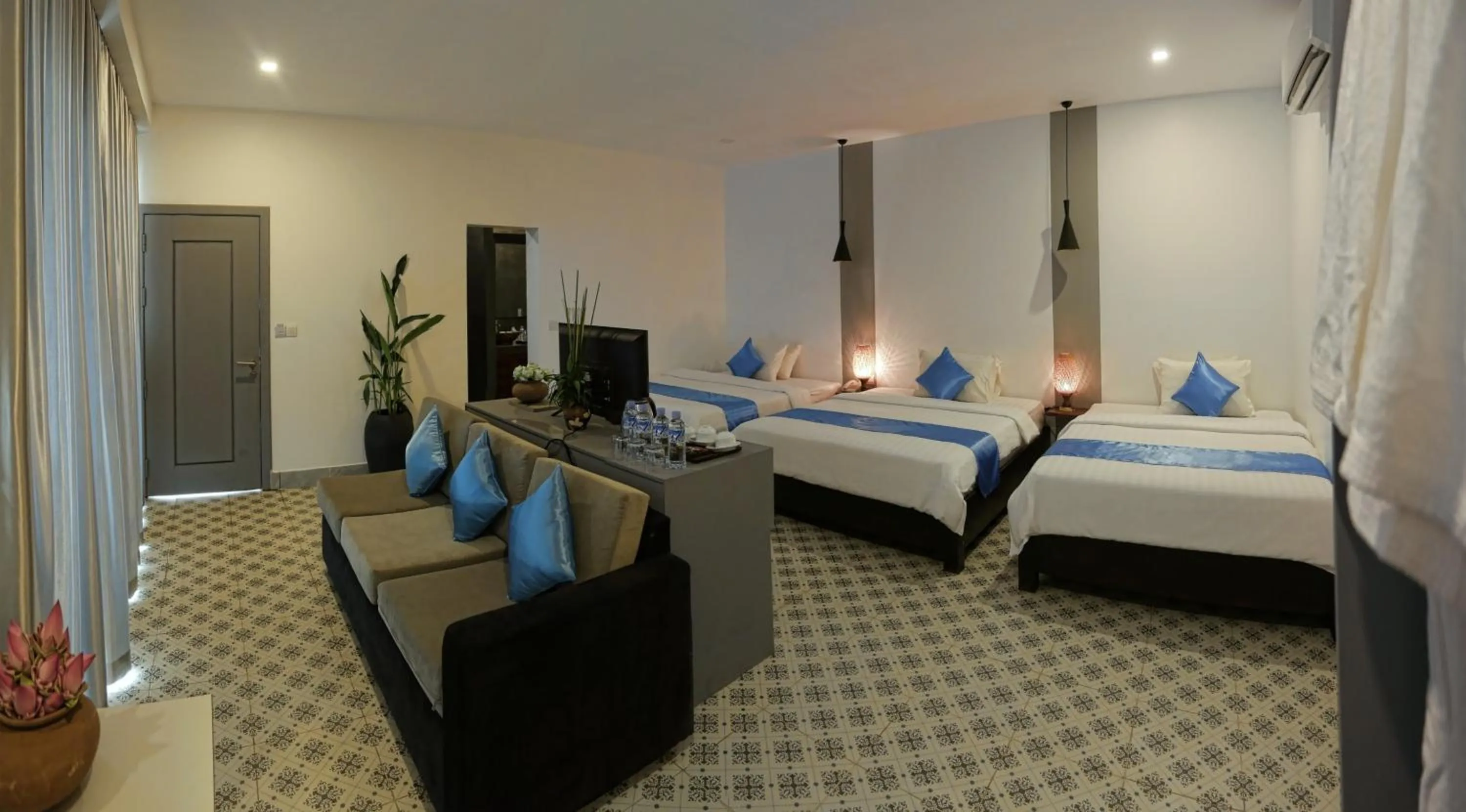 Photo of the whole room, Bed in Angkor Sweet Night Hotel