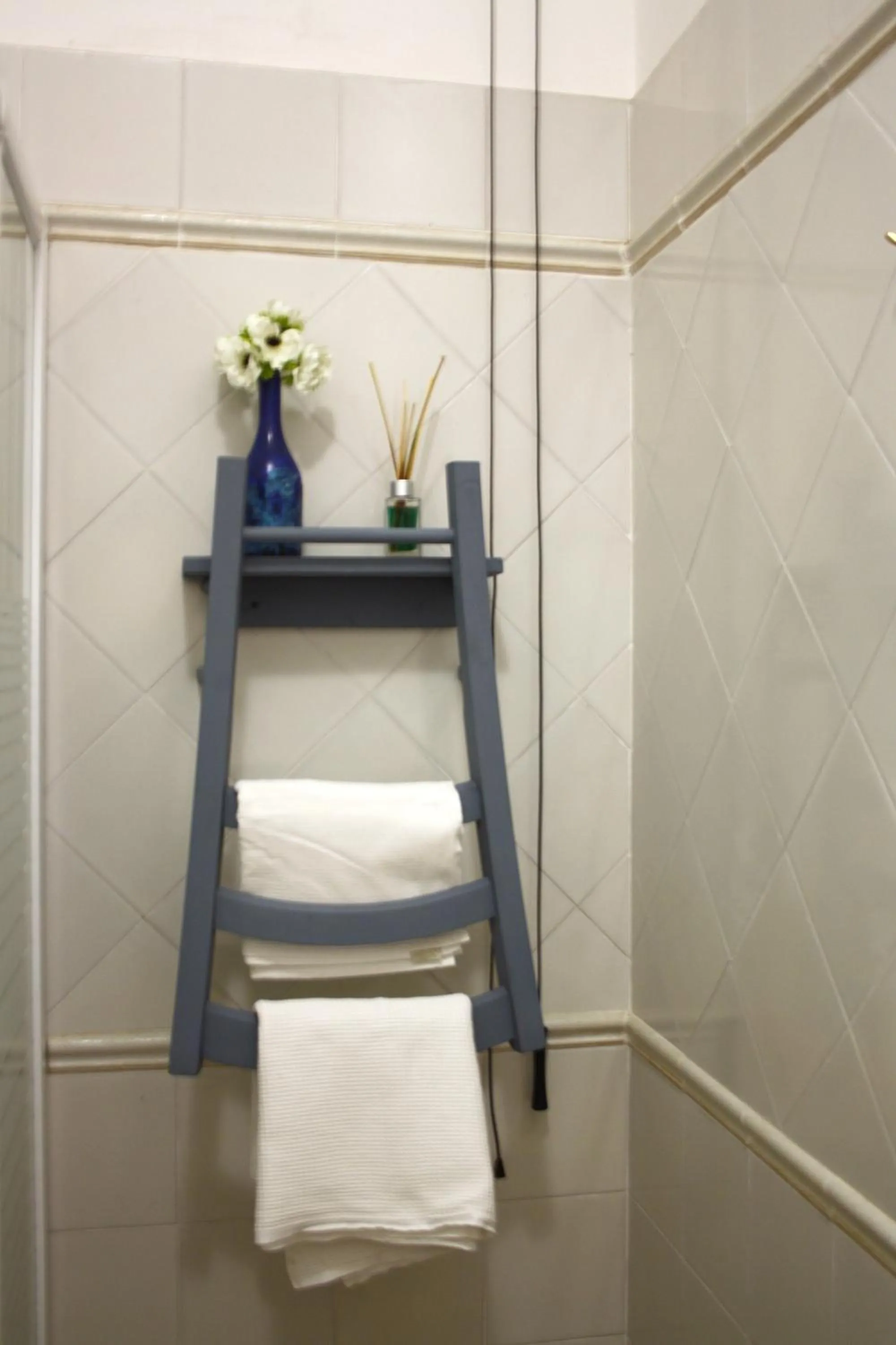 Shower in B&B Millennium