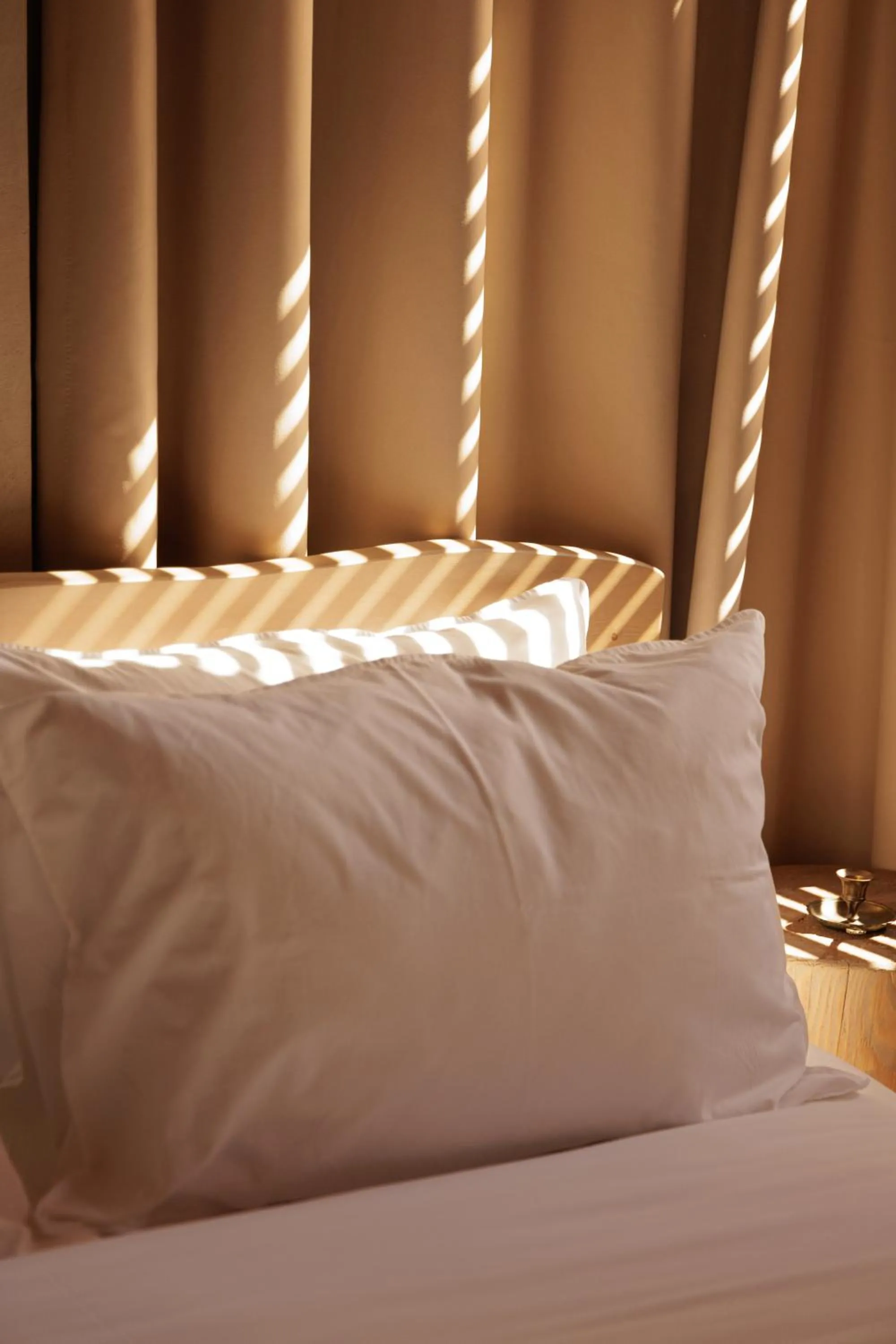 Bed in Faces & Places Boutique Hotel