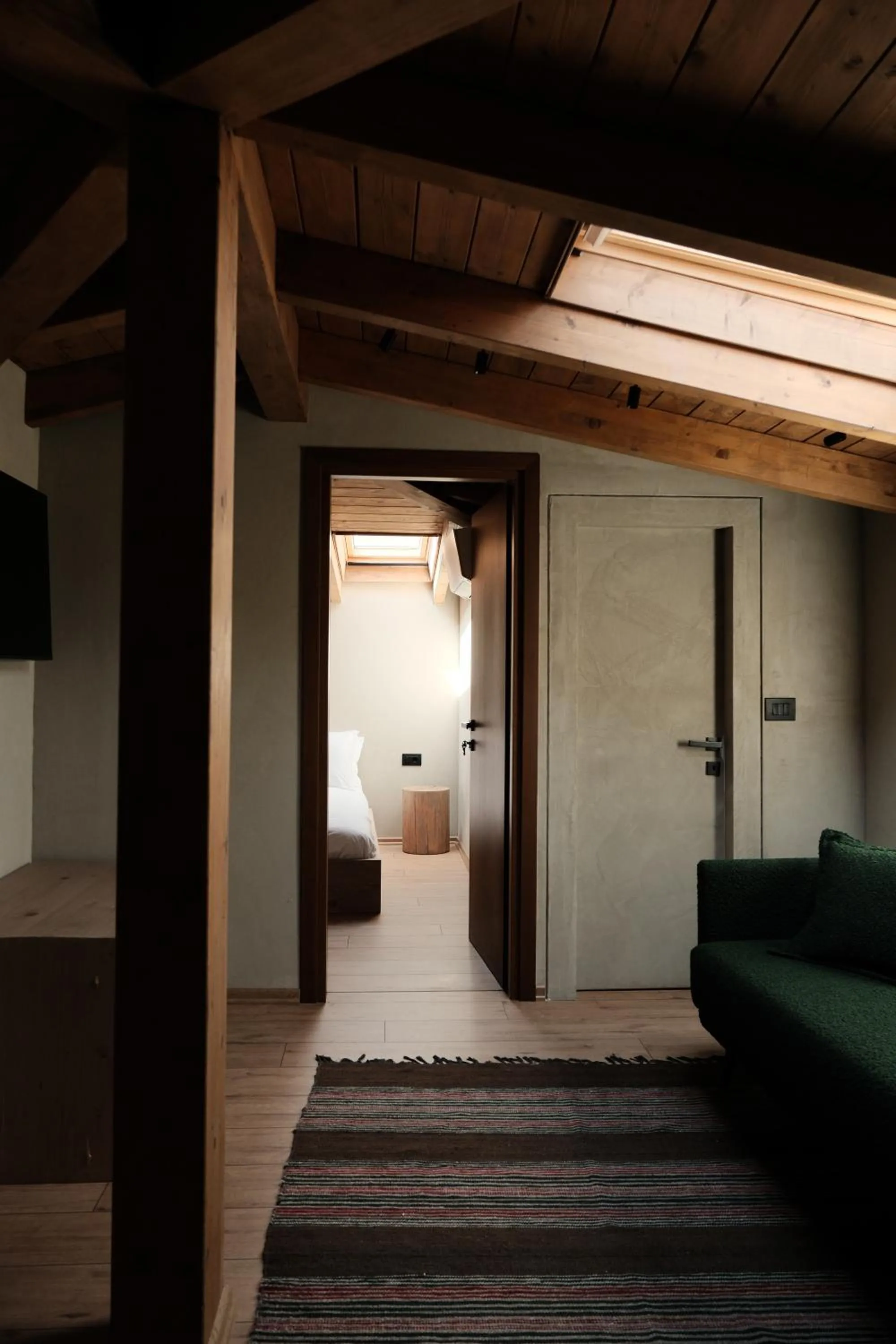 Bed in Faces & Places Boutique Hotel