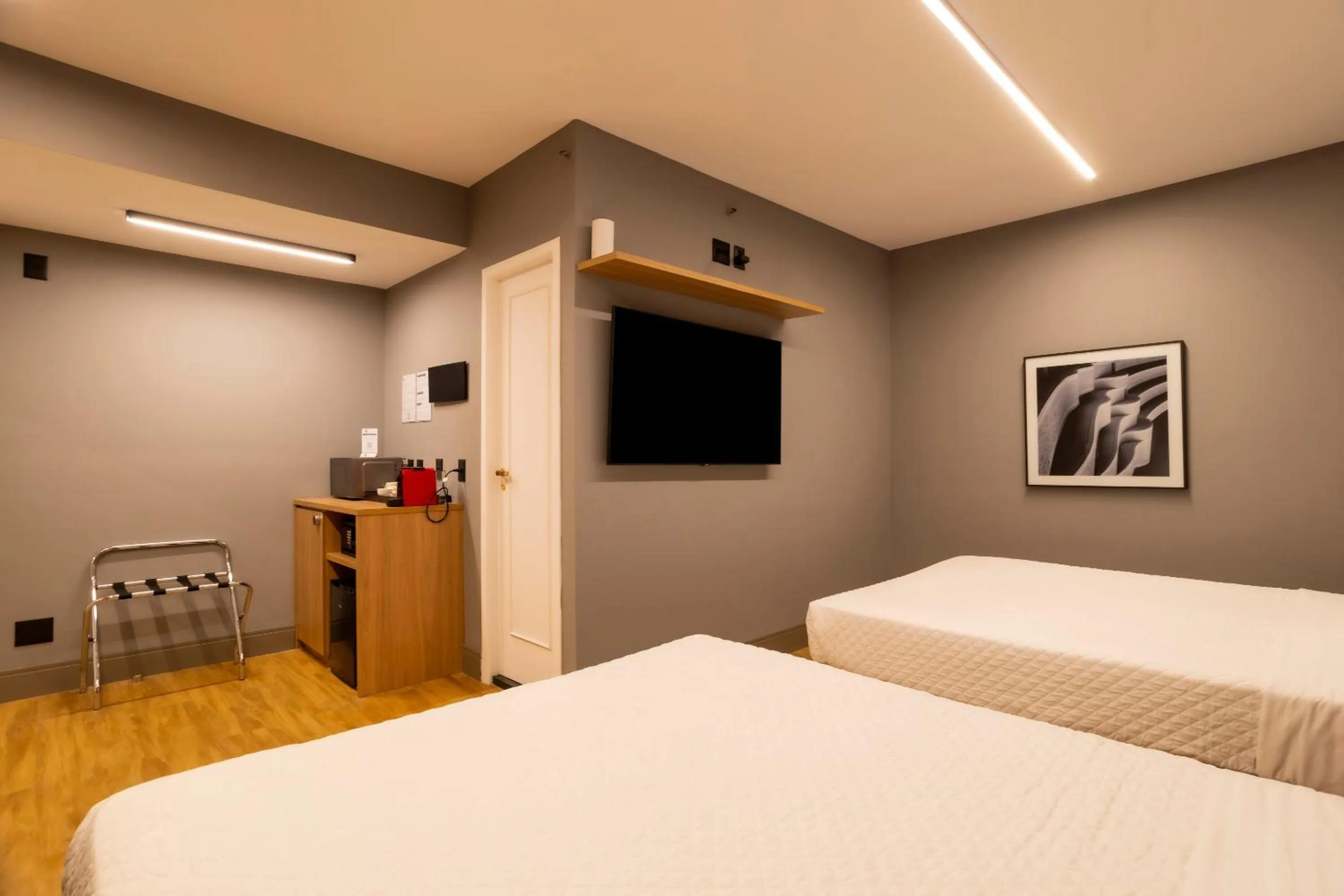 Photo of the whole room, Bed in You Stay at Vila Olimpia - The World