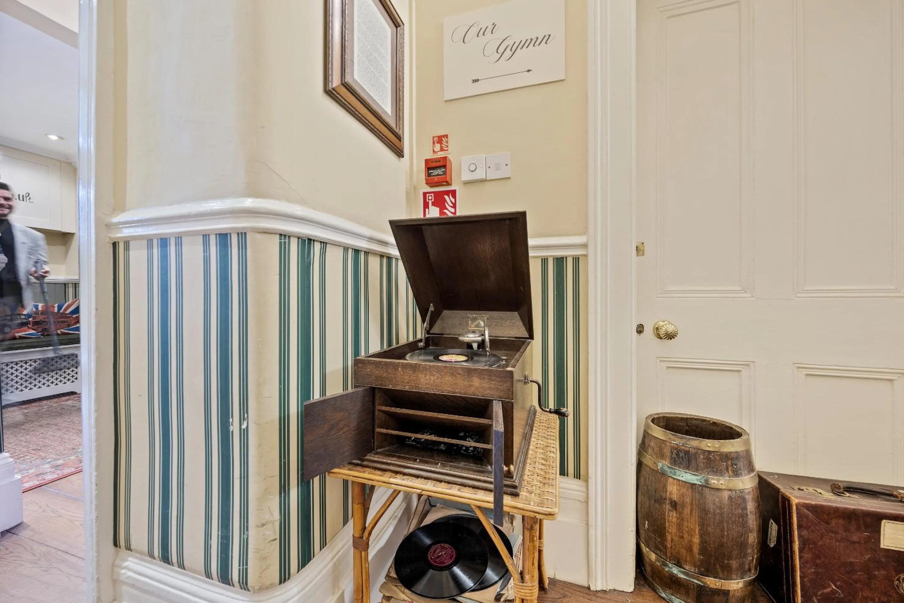 Other in Vancouver Hotel and Studios