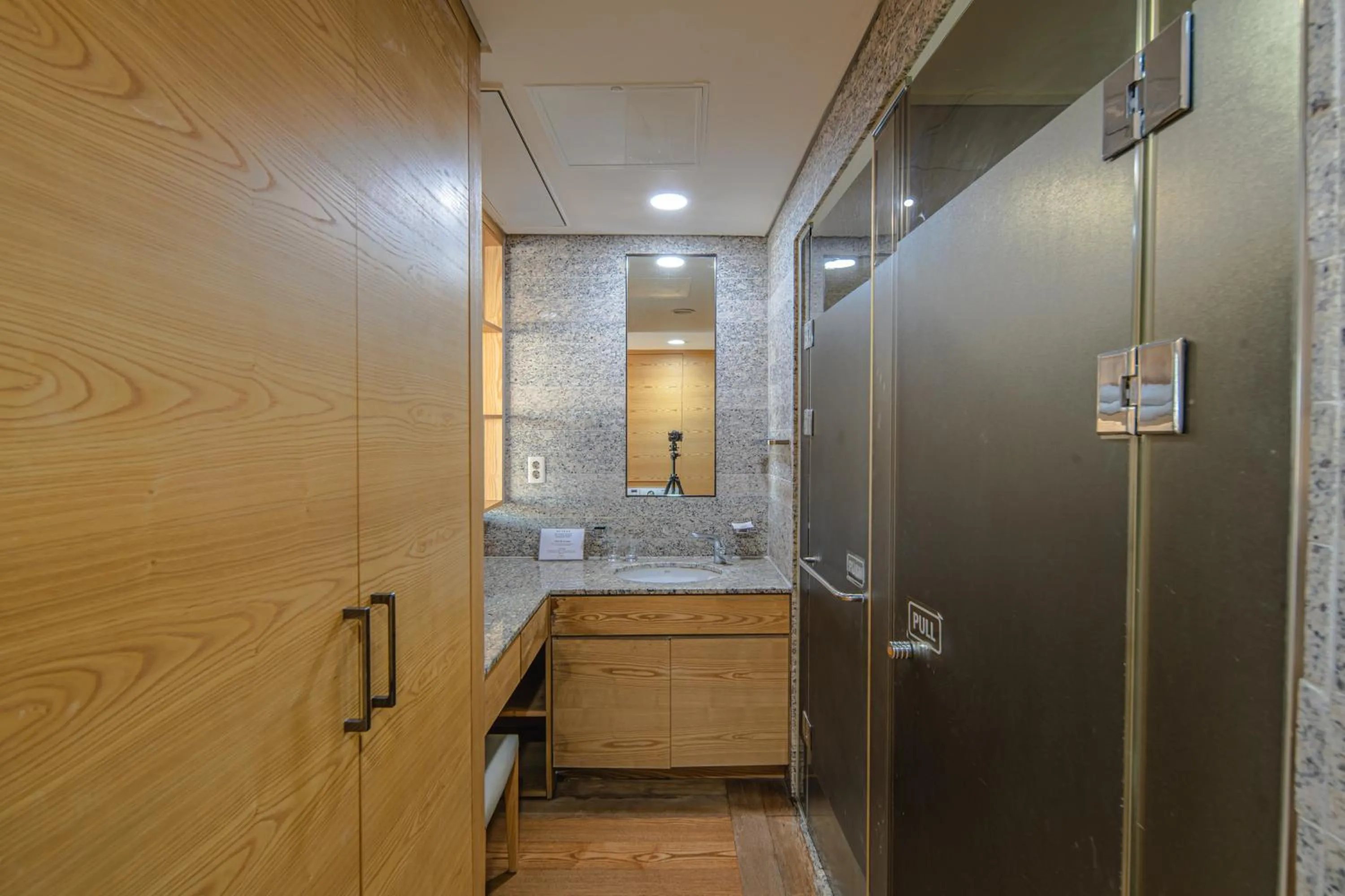 From H Oceanpalace Hotel Jeju