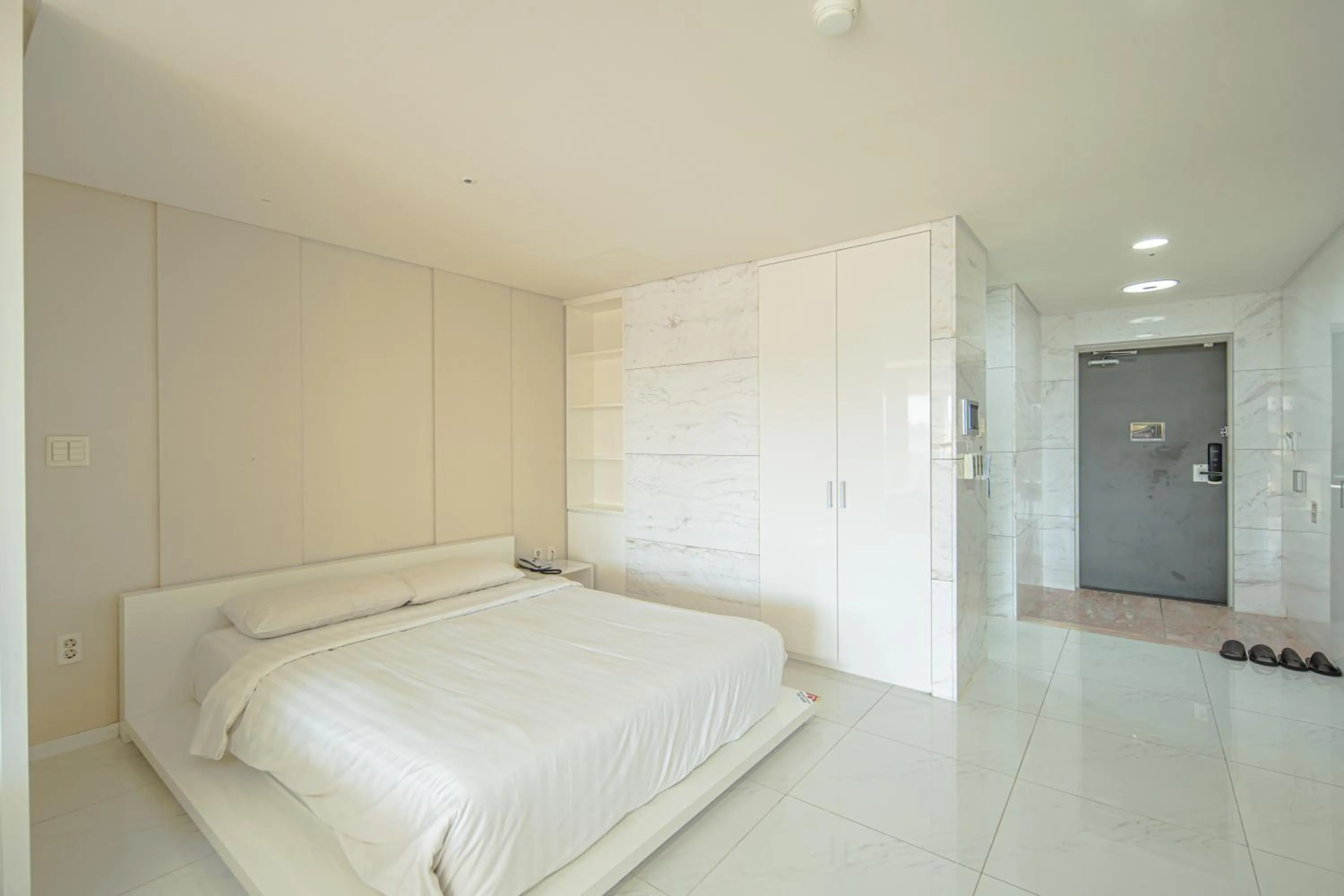 From H Oceanpalace Hotel Jeju