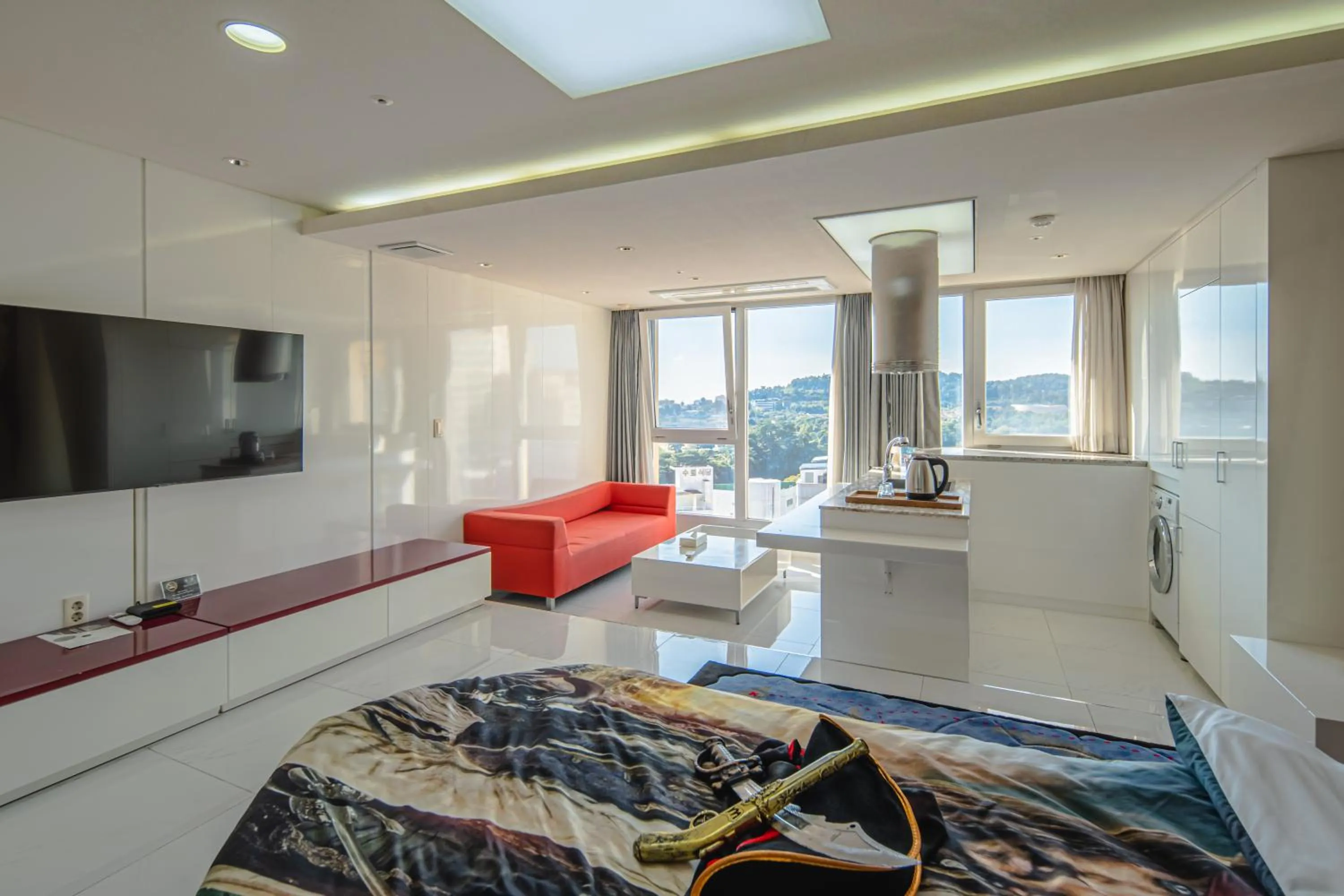 From H Oceanpalace Hotel Jeju