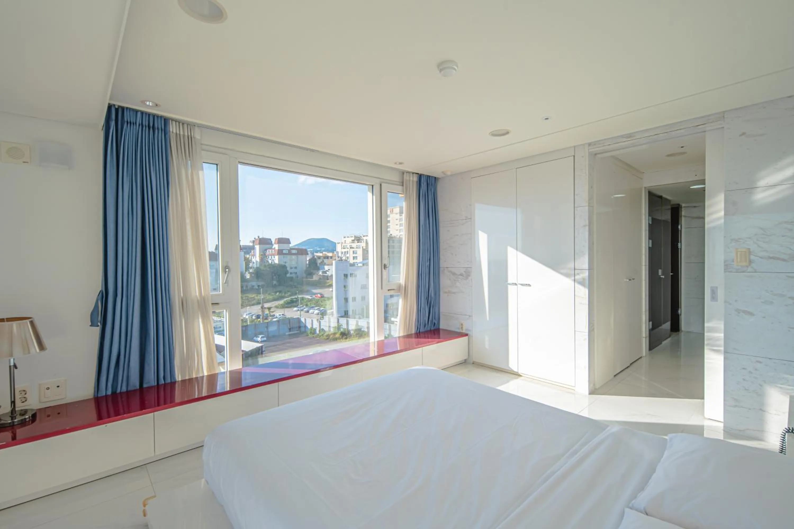 From H Oceanpalace Hotel Jeju