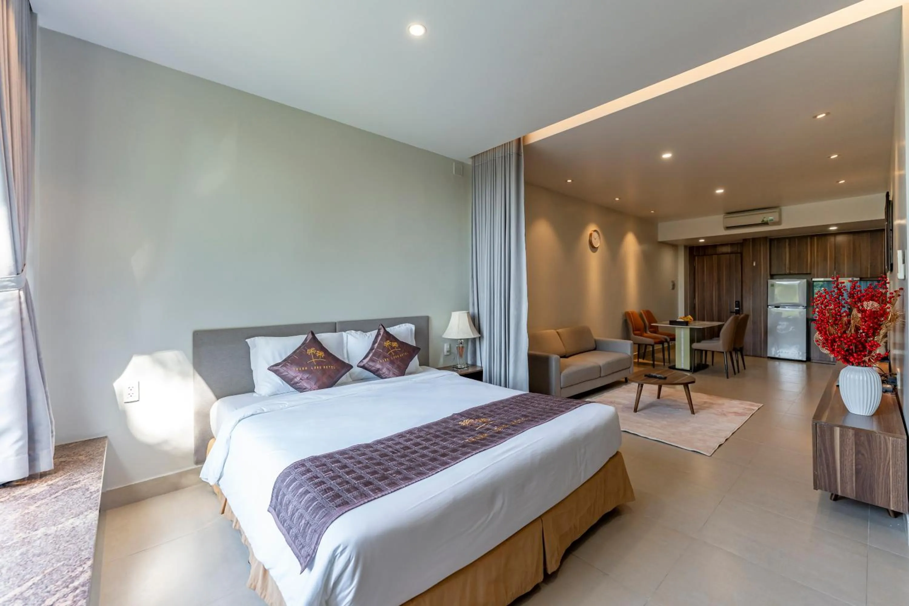 Bed in Thanh Long Hotel - Apartment