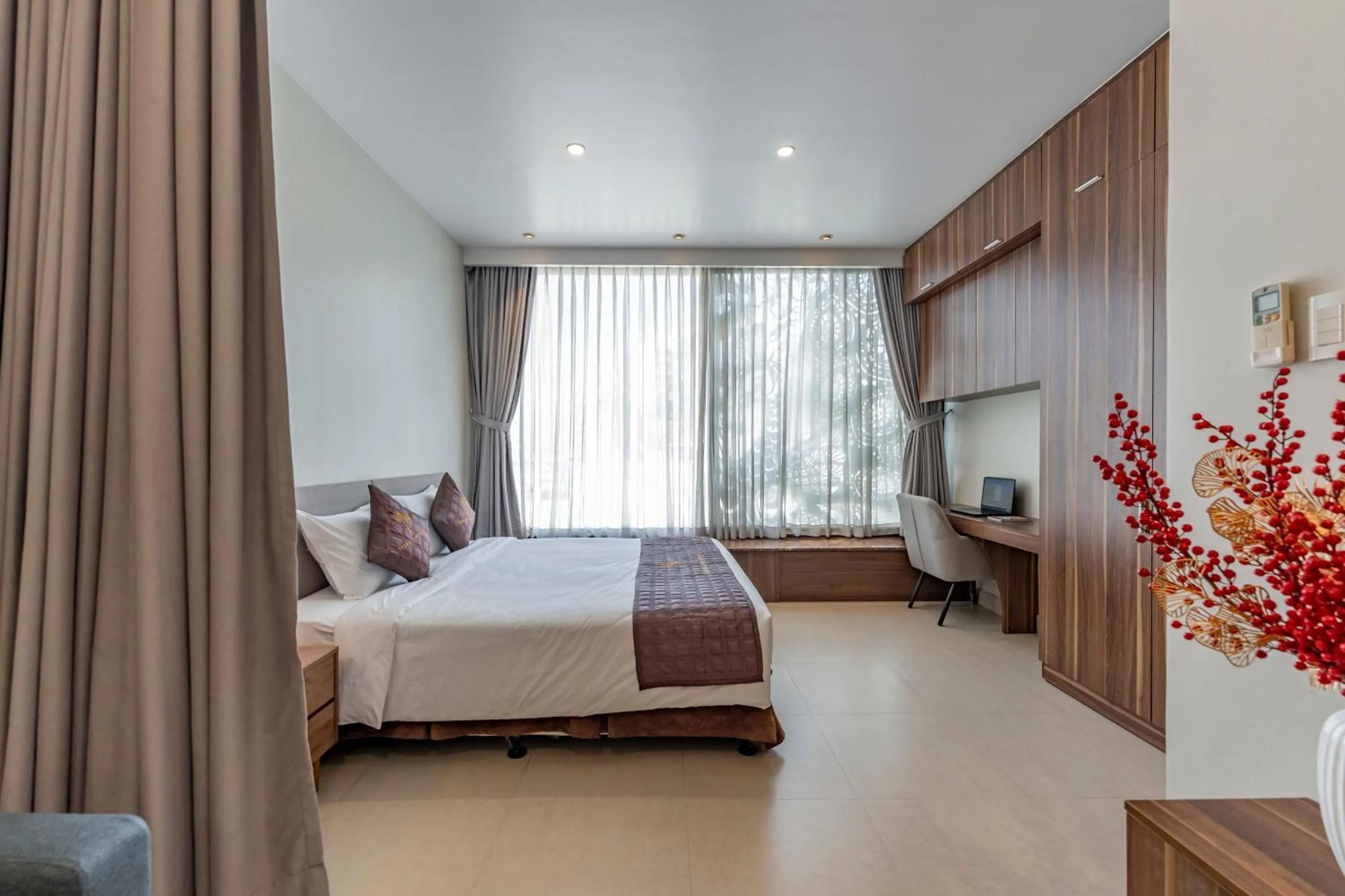 Bed in Thanh Long Hotel - Apartment