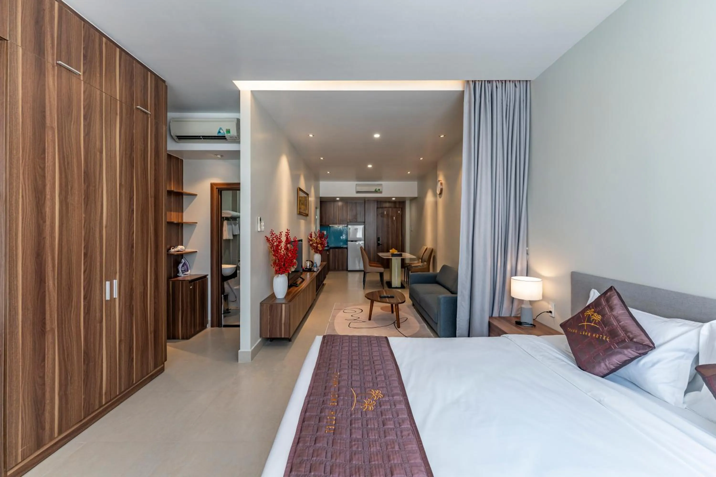 Bed in Thanh Long Hotel - Apartment