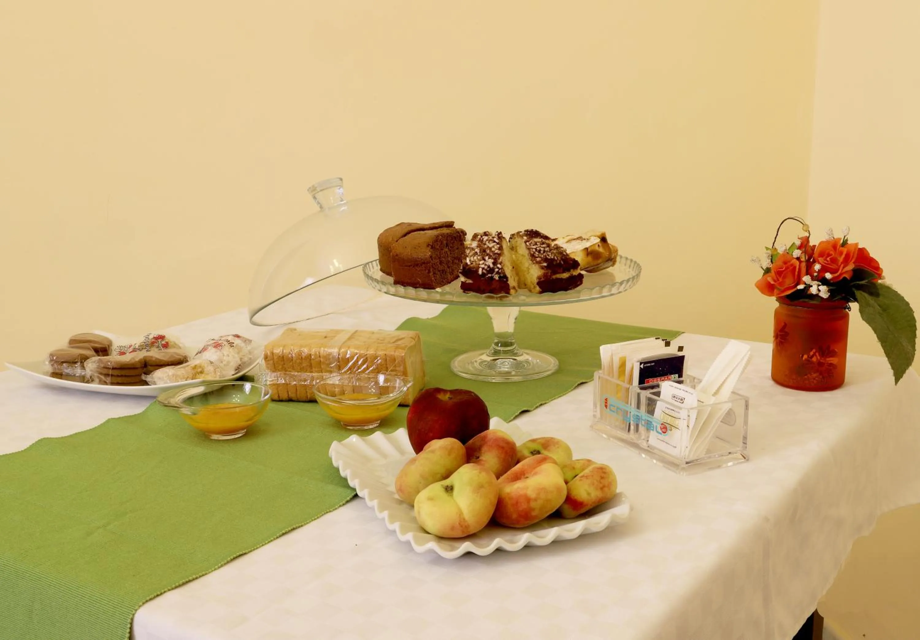 Breakfast, Food in Night & Day