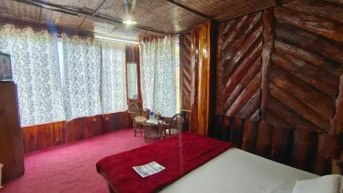 Hotel Cloud's End Retreat