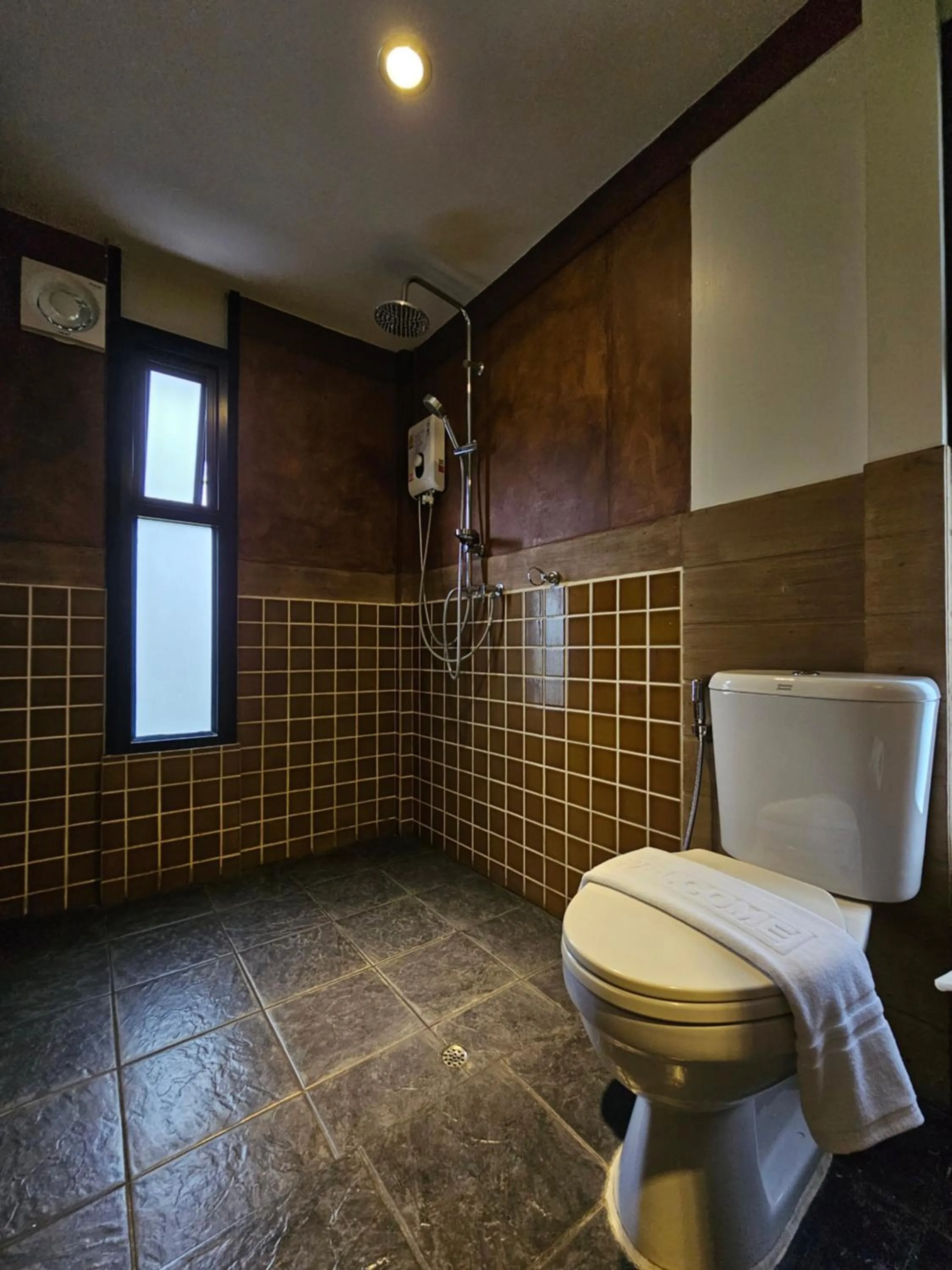 Toilet in R1 Resort Rajapruek Chiangmai