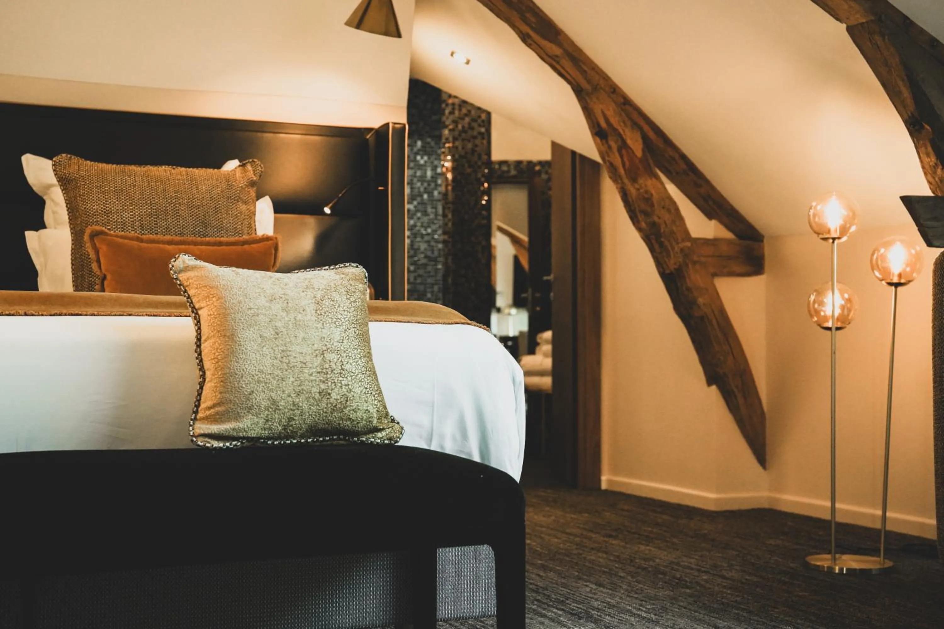 Bed in Château de Maraval