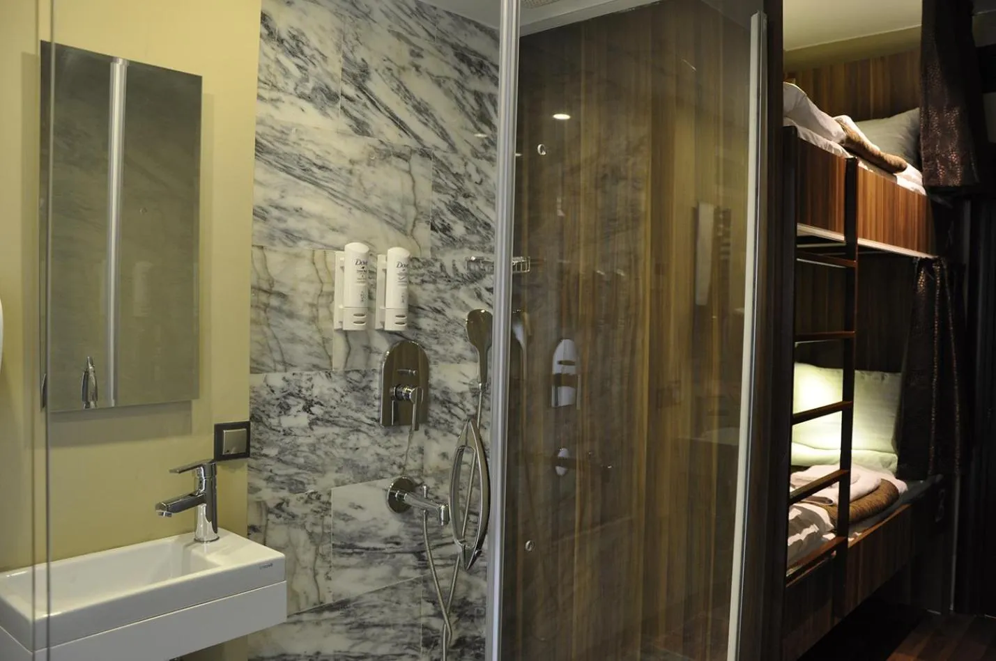 Shower in Juliet Rooms & Kitchen