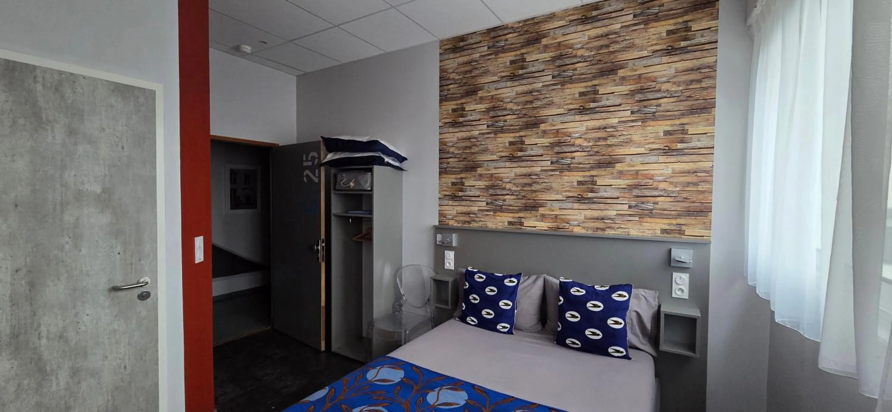 Photo of the whole room, Bed in Smartappart Lorient